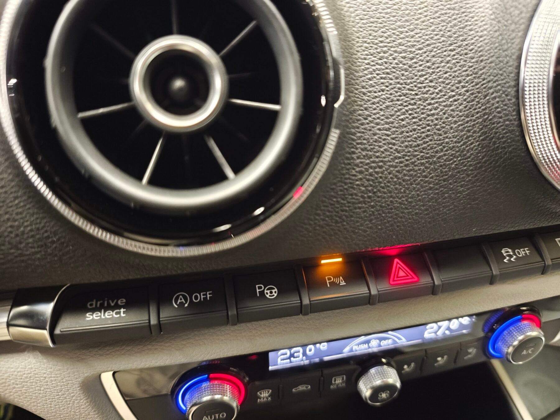 AUDI A3 Sedan 2.0 TDI 150cv  S line 