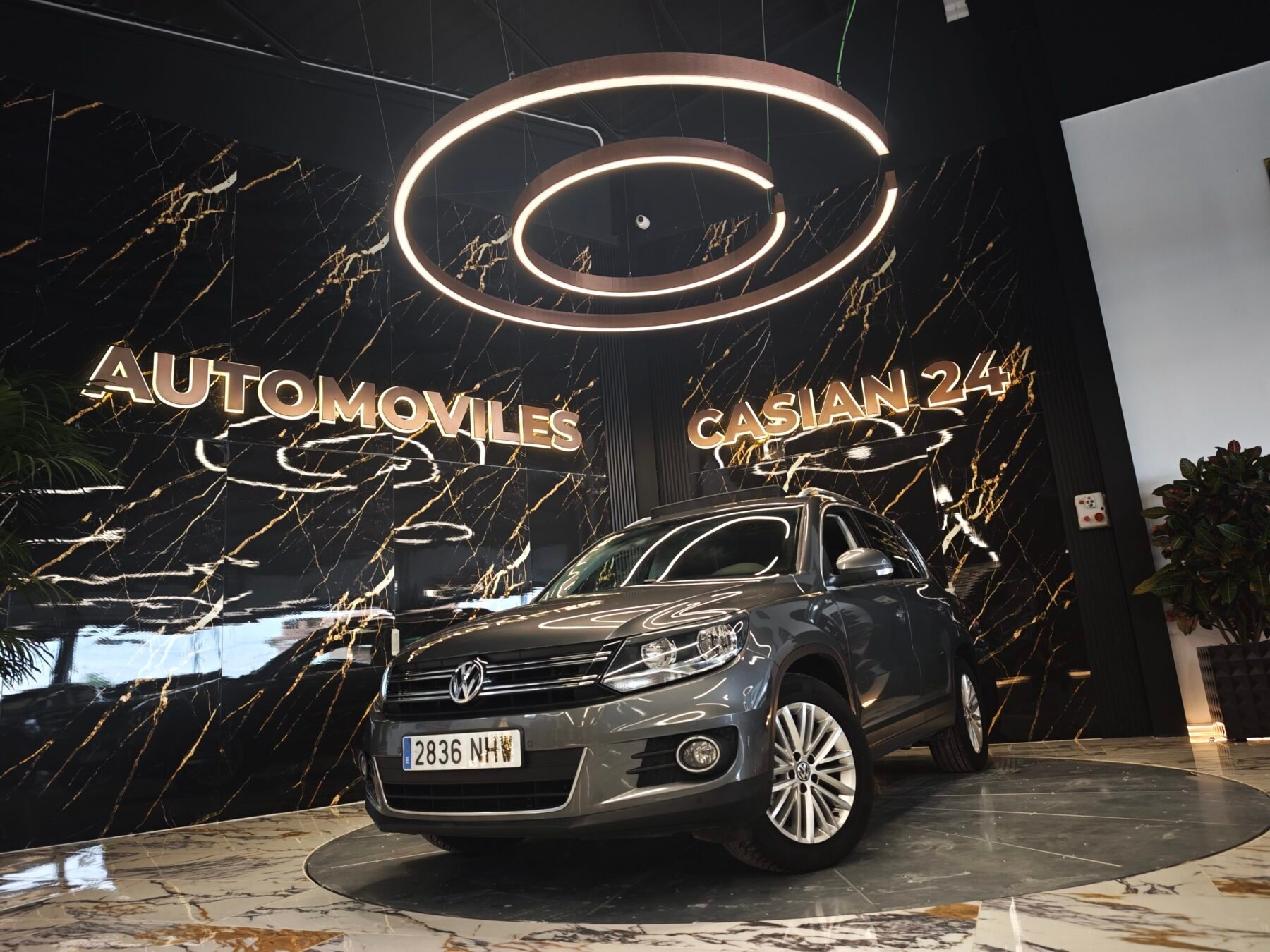 VOLKSWAGEN  Tiguan 2.0 TDI 140cv 4x2 T1 Sport BMotion Tech