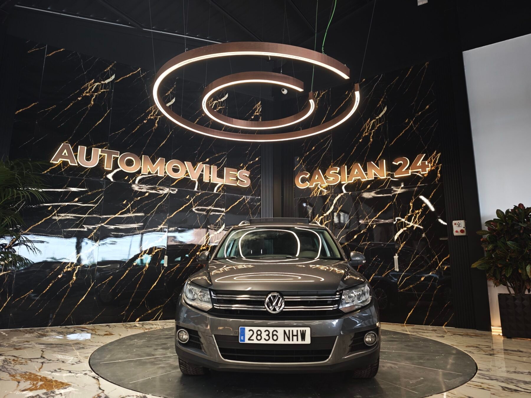 VOLKSWAGEN  Tiguan 2.0 TDI 140cv 4x2 T1 Sport BMotion Tech