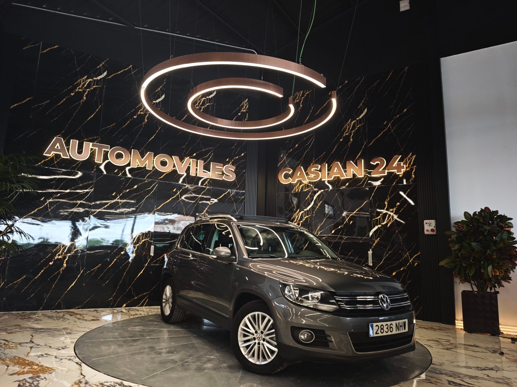 VOLKSWAGEN  Tiguan 2.0 TDI 140cv 4x2 T1 Sport BMotion Tech