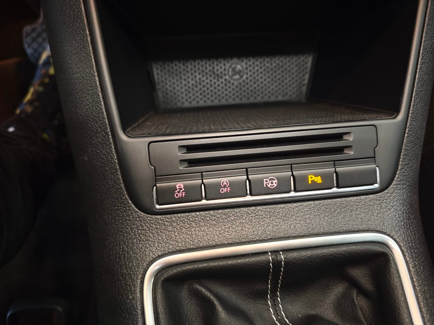 VOLKSWAGEN  Tiguan 2.0 TDI 140cv 4x2 T1 Sport BMotion Tech