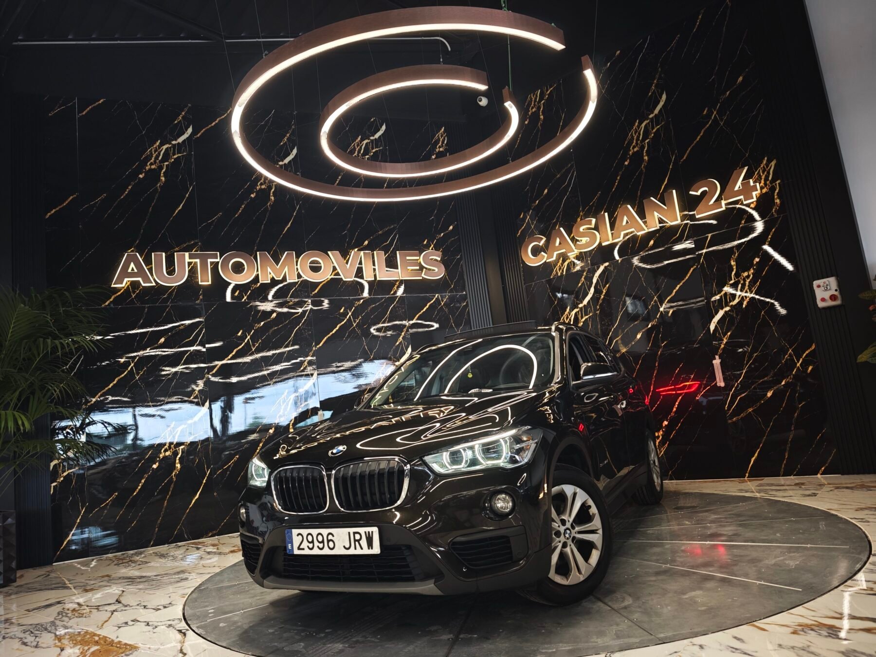 BMW X1 118d Motor 2000 150cv X Line+Mpaket interior