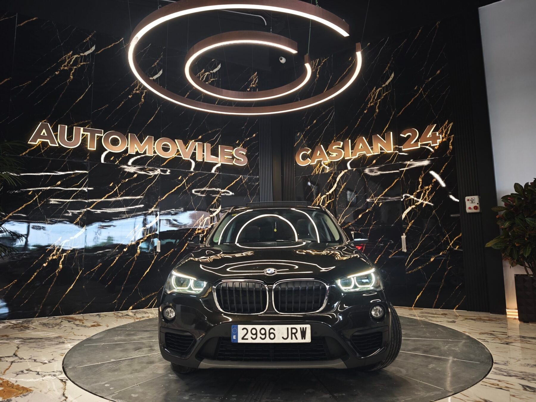 BMW X1 118d Motor 2000 150cv X Line+Mpaket interior