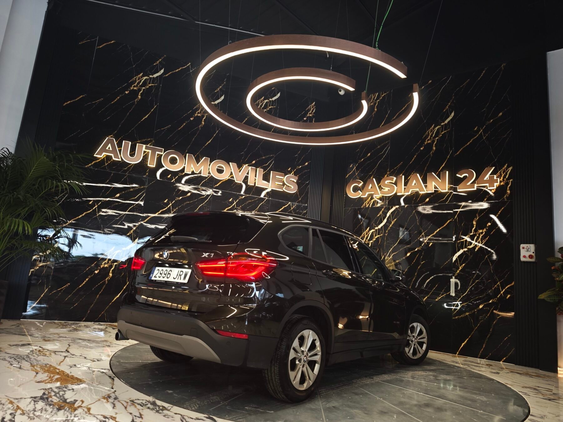 BMW X1 118d Motor 2000 150cv X Line+Mpaket interior