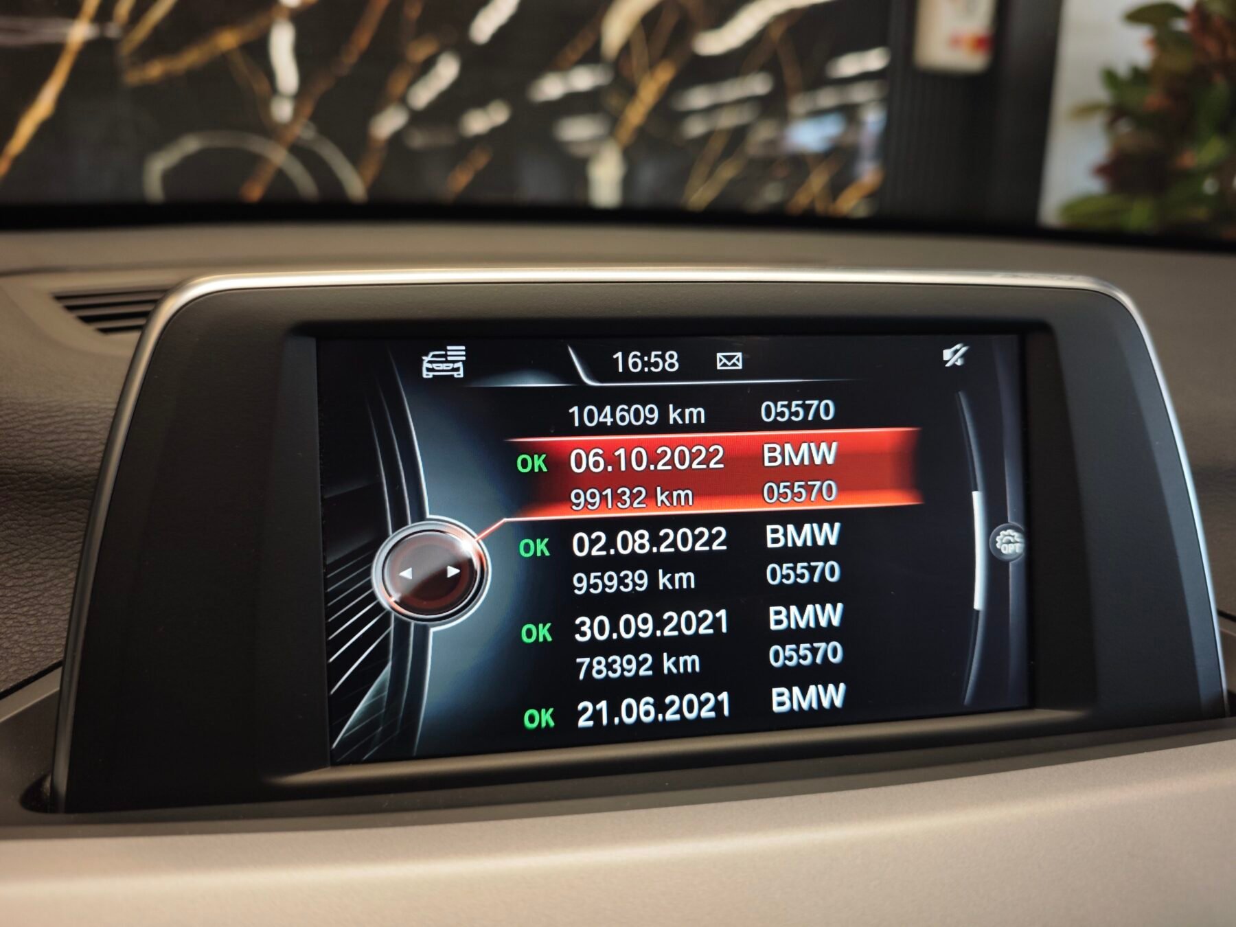 BMW X1 118d Motor 2000 150cv X Line+Mpaket interior