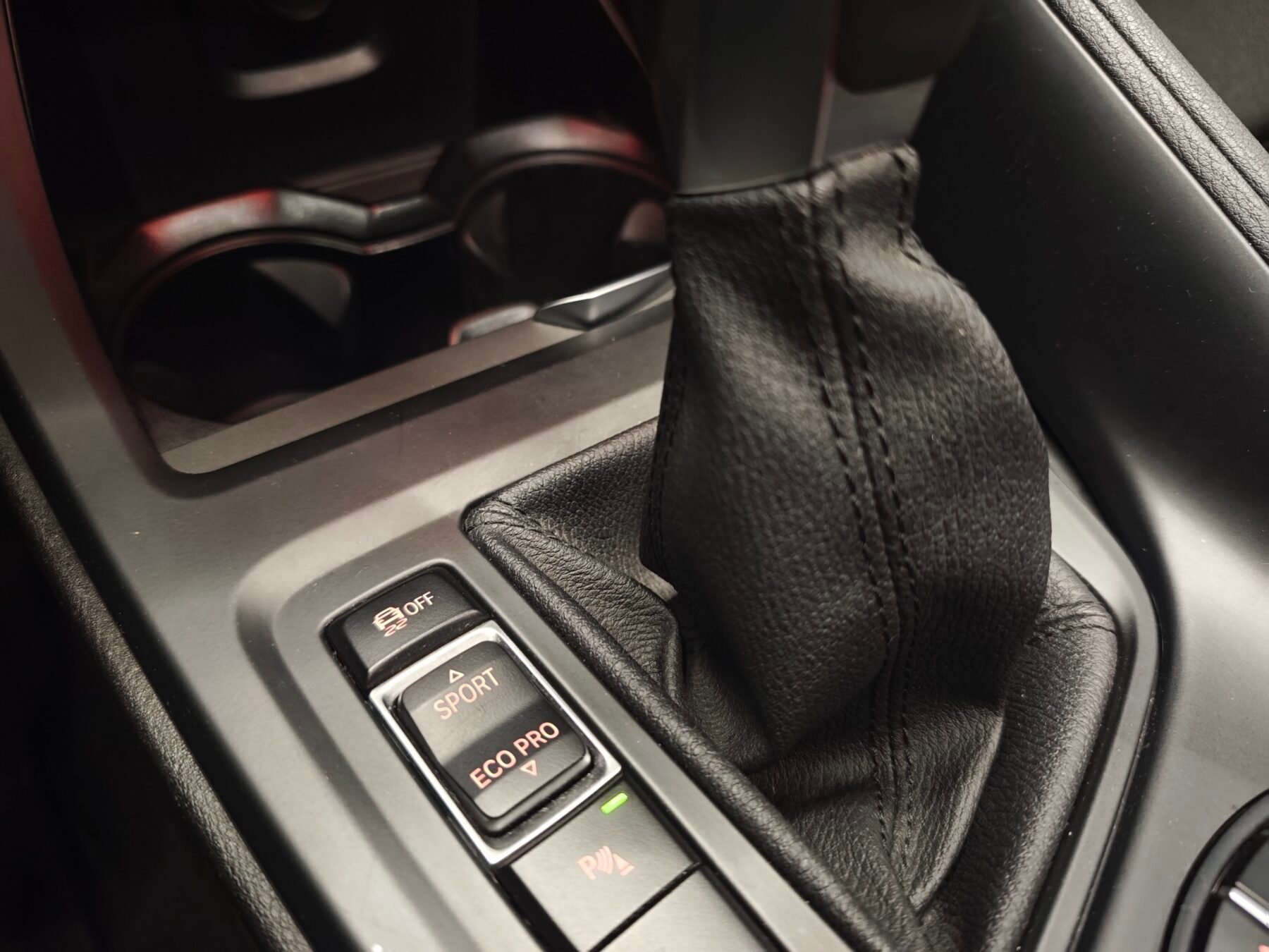 BMW X1 118d Motor 2000 150cv X Line+Mpaket interior