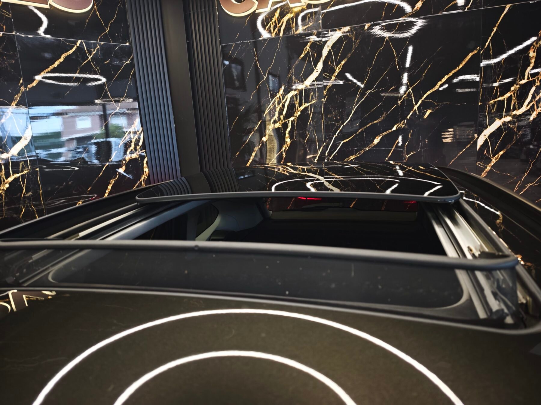 BMW X1 118d Motor 2000 150cv X Line+Mpaket interior