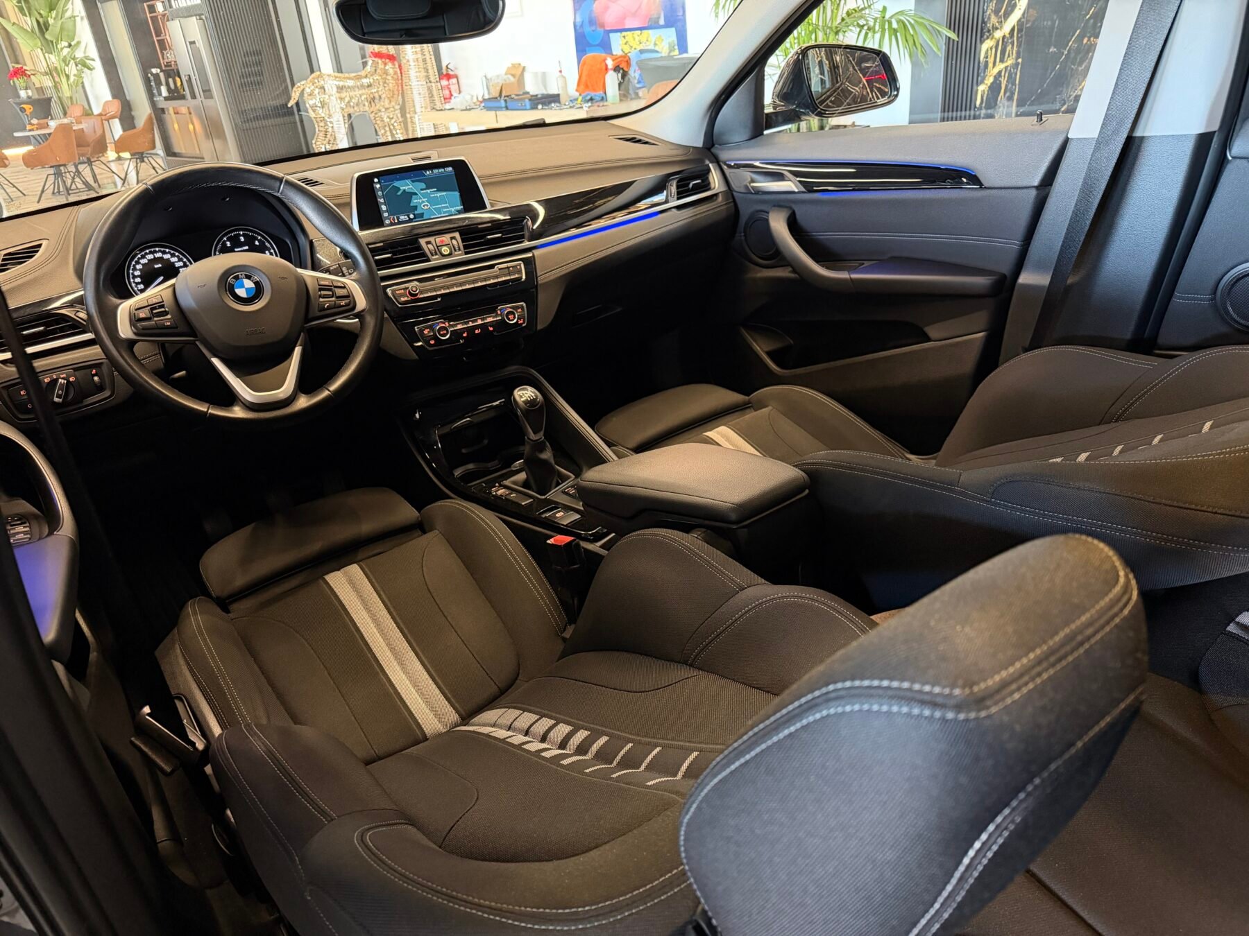 BMW X2 118d Motor 2000 150cv X Line+Mpaket interior