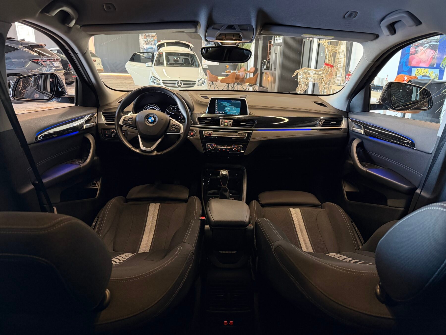 BMW X2 118d Motor 2000 150cv X Line+Mpaket interior