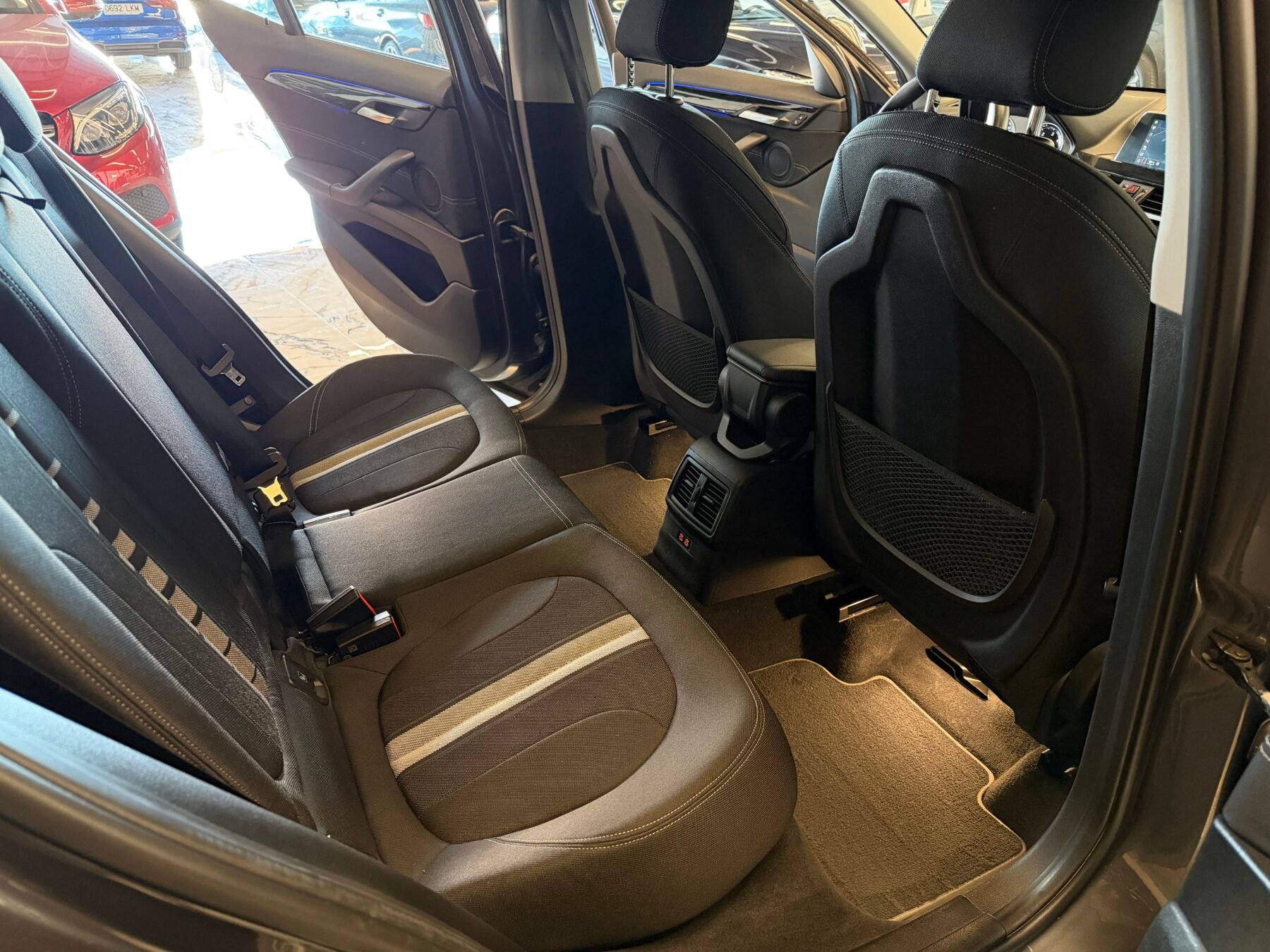 BMW X2 118d Motor 2000 150cv X Line+Mpaket interior