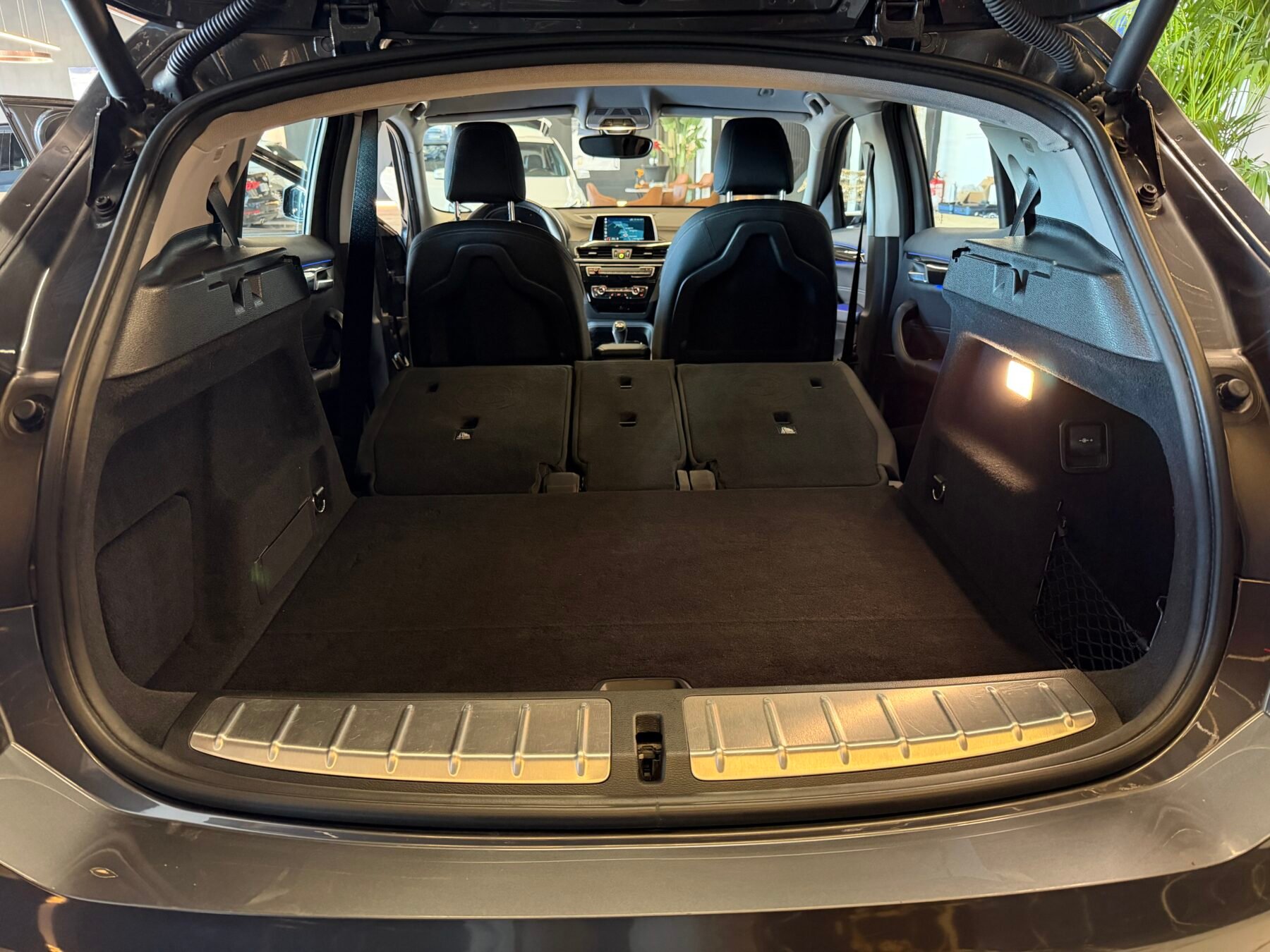 BMW X2 118d Motor 2000 150cv X Line+Mpaket interior