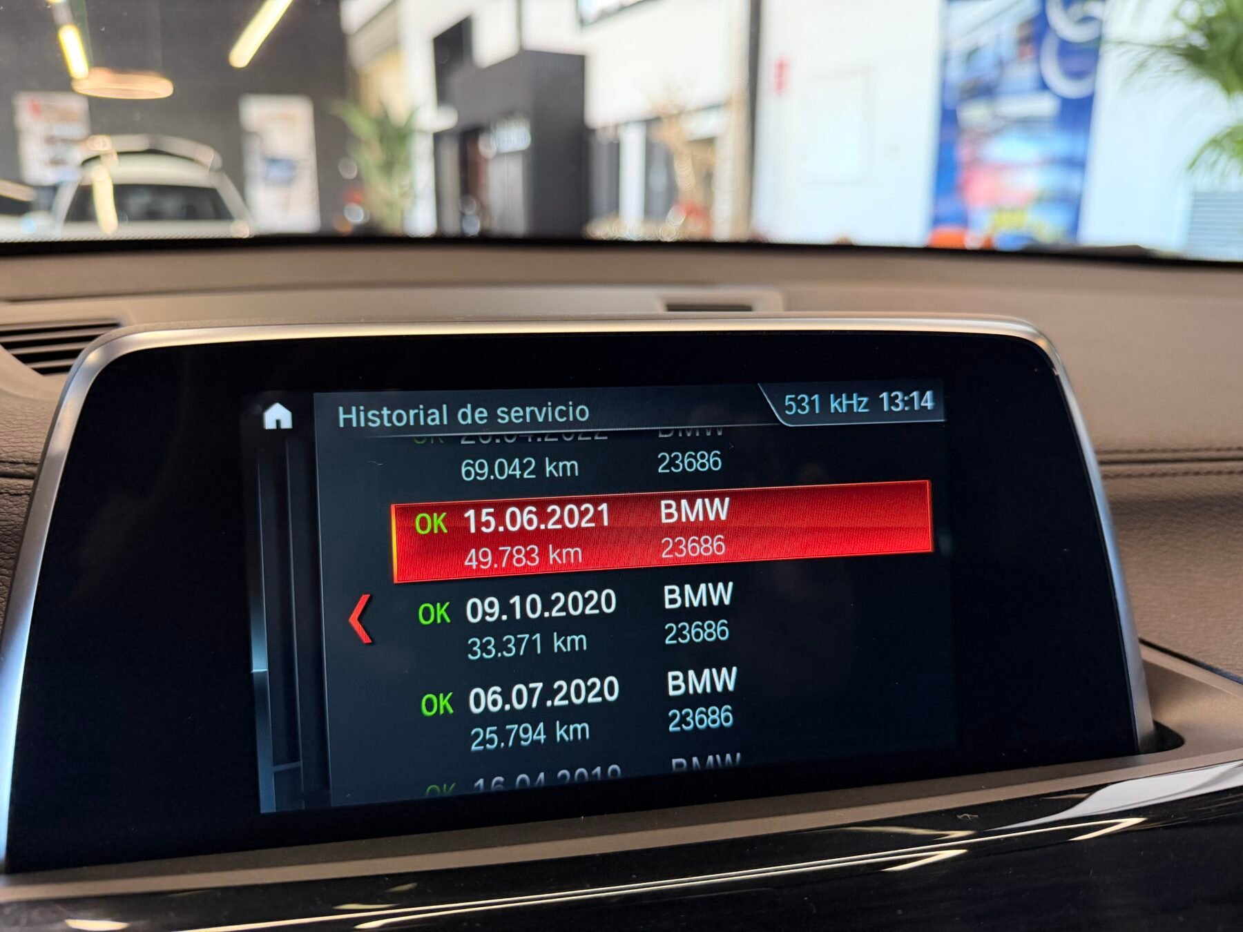 BMW X2 118d Motor 2000 150cv X Line+Mpaket interior