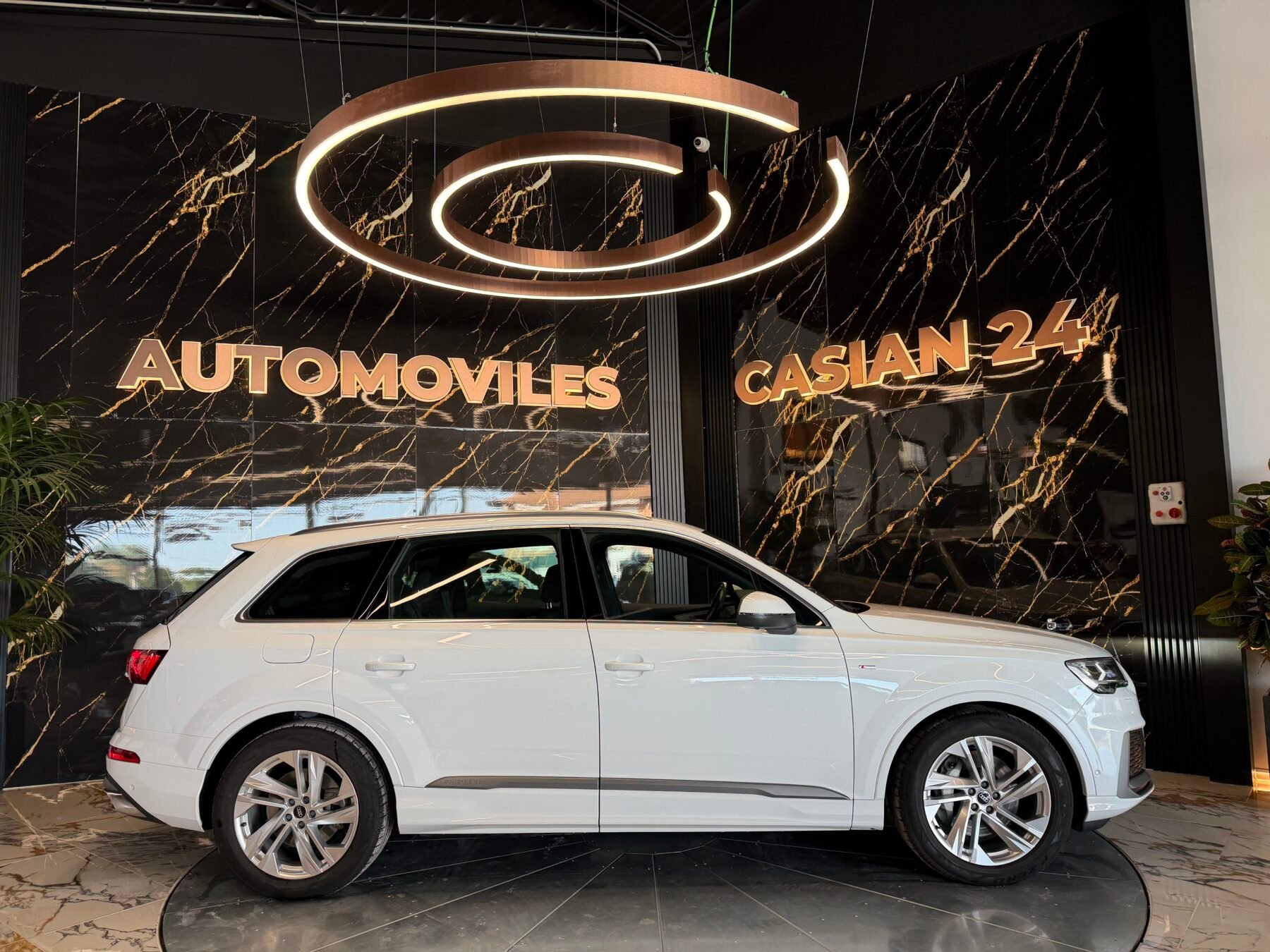 AUDI Q7 S line+ 45 TDI  232CV quattro 7PLAZAS IMPOLUTO