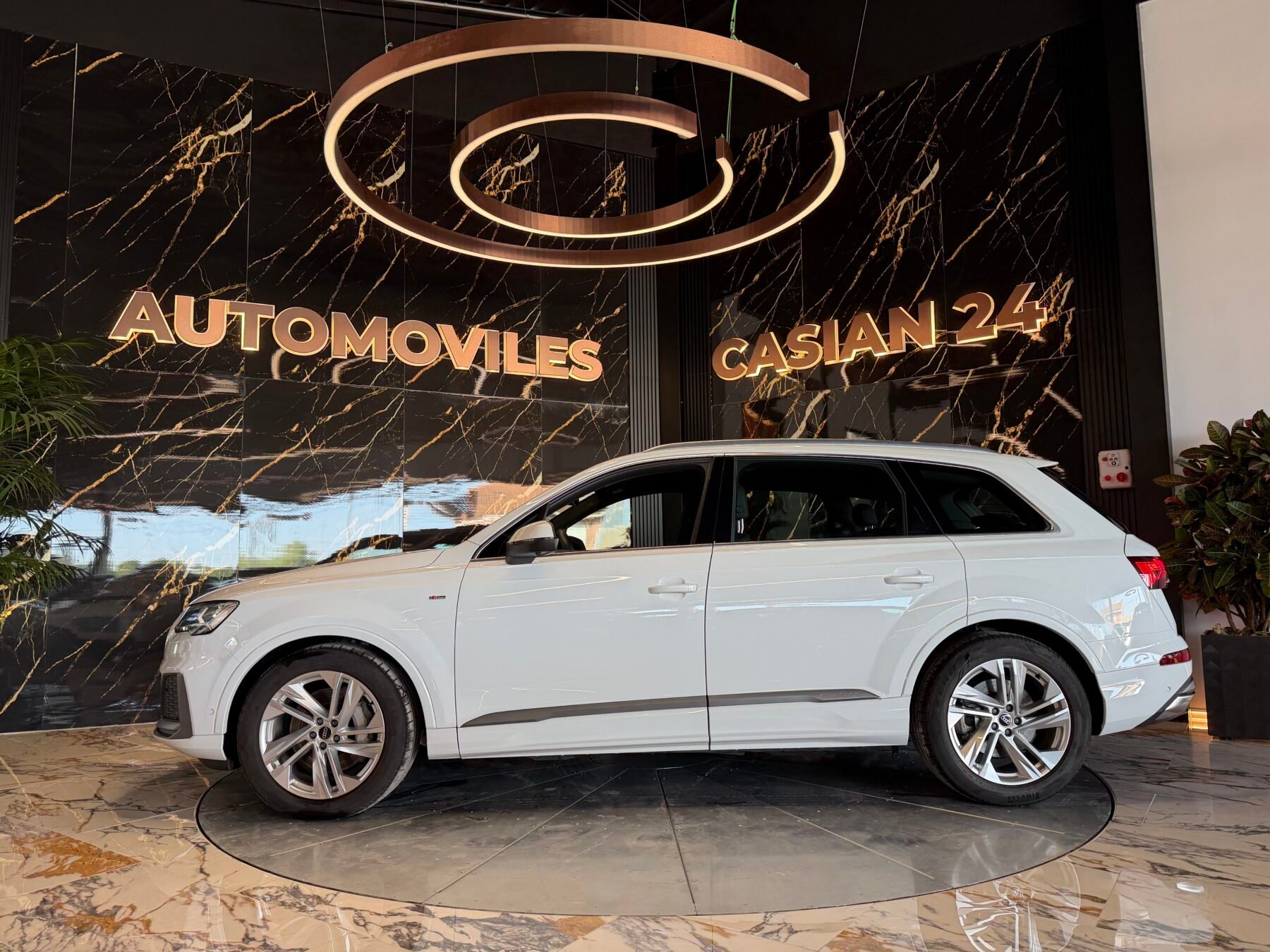 AUDI Q7 S line+ 45 TDI  232CV quattro 7PLAZAS IMPOLUTO