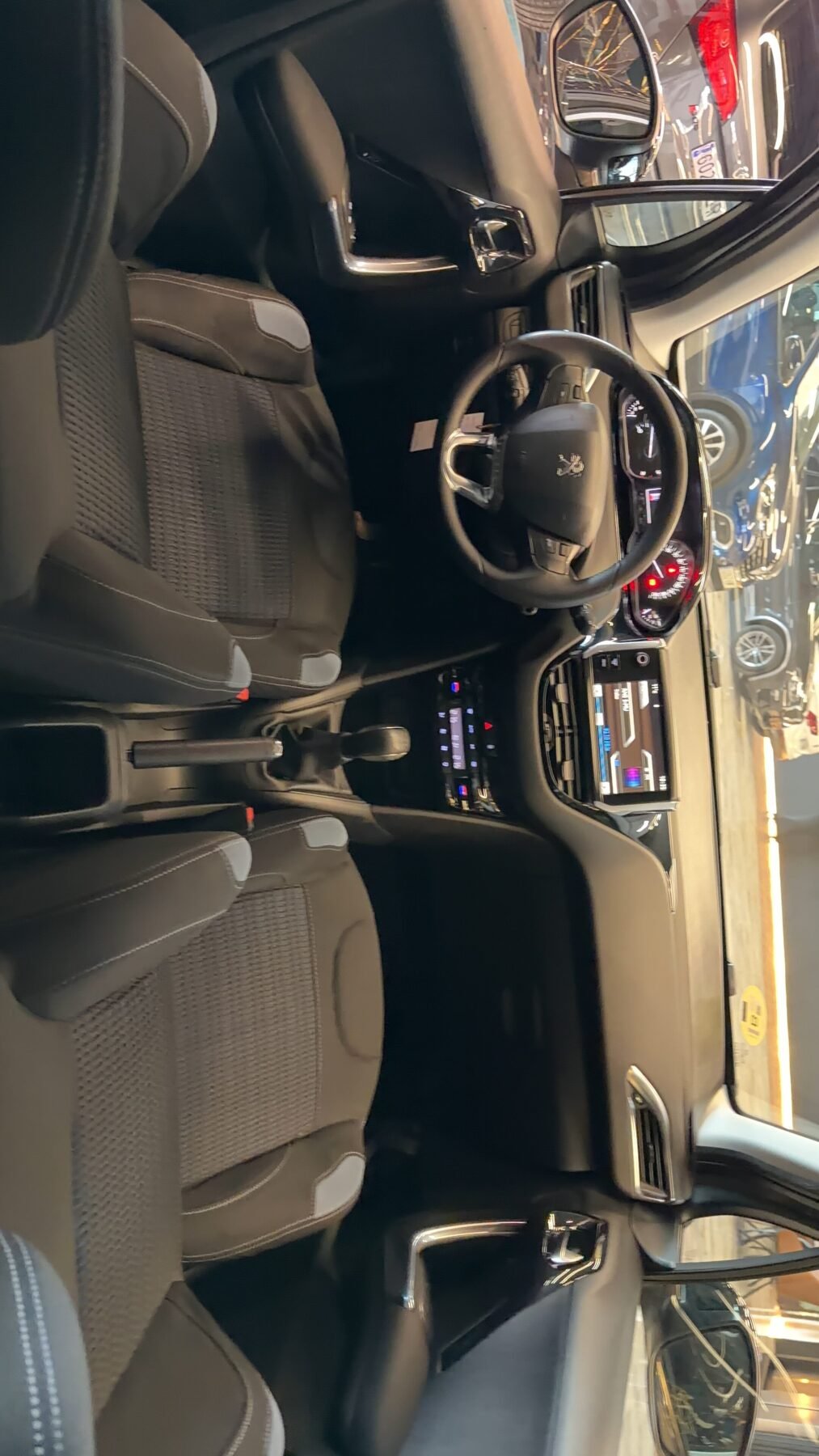 PEUGEOT  208 5P ALLURE 1.6 eHDi 92