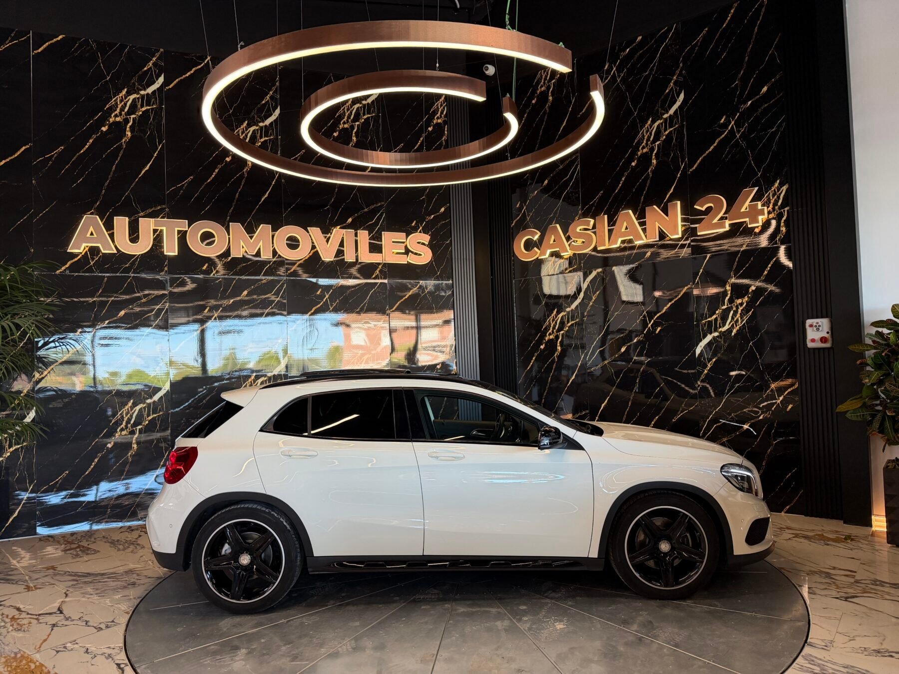 MERCEDES-BENZ GLA GLA 220 d 177CV  4MATIC AMG Line