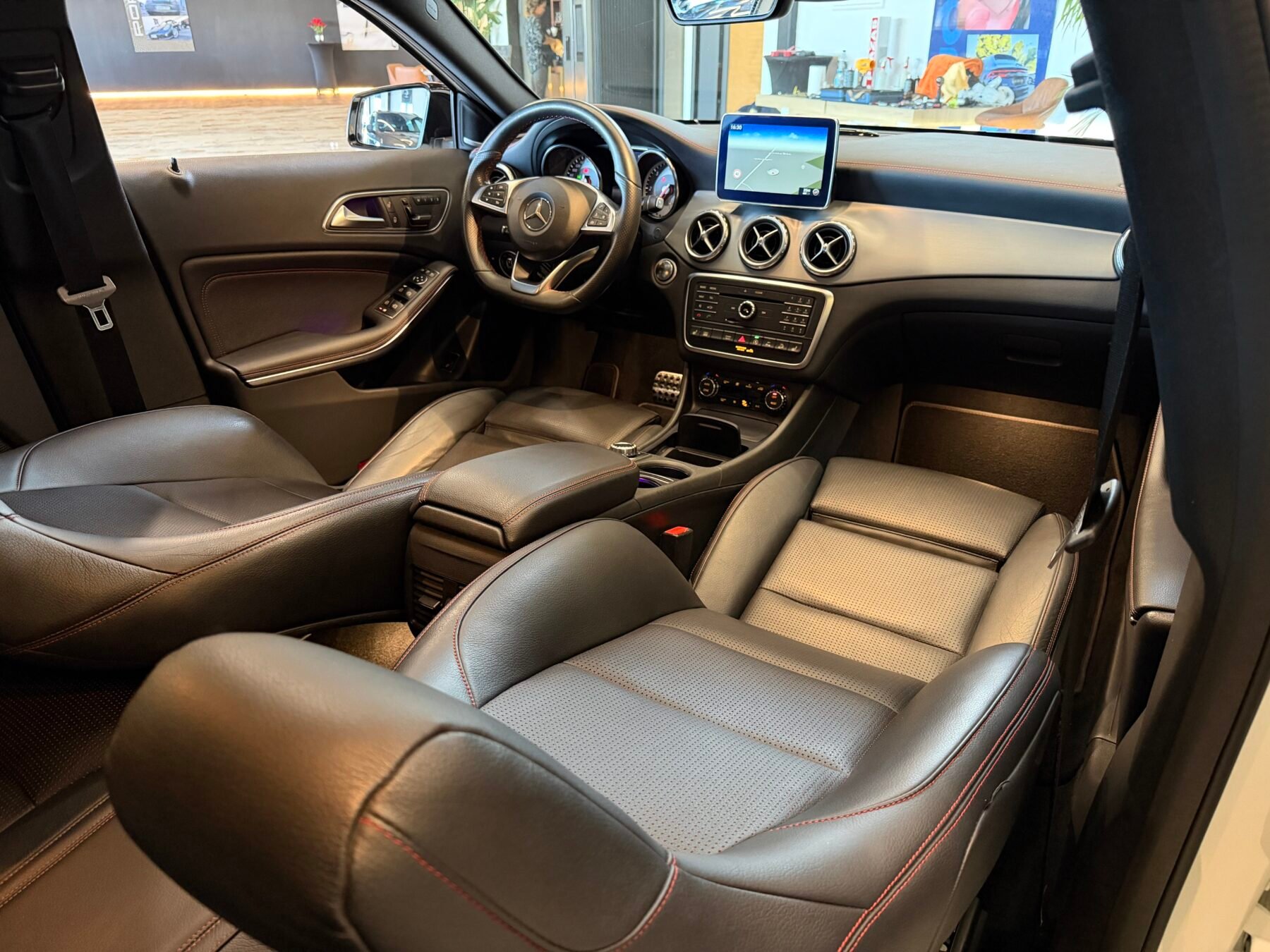 MERCEDES-BENZ GLA GLA 220 d 177CV  4MATIC AMG Line