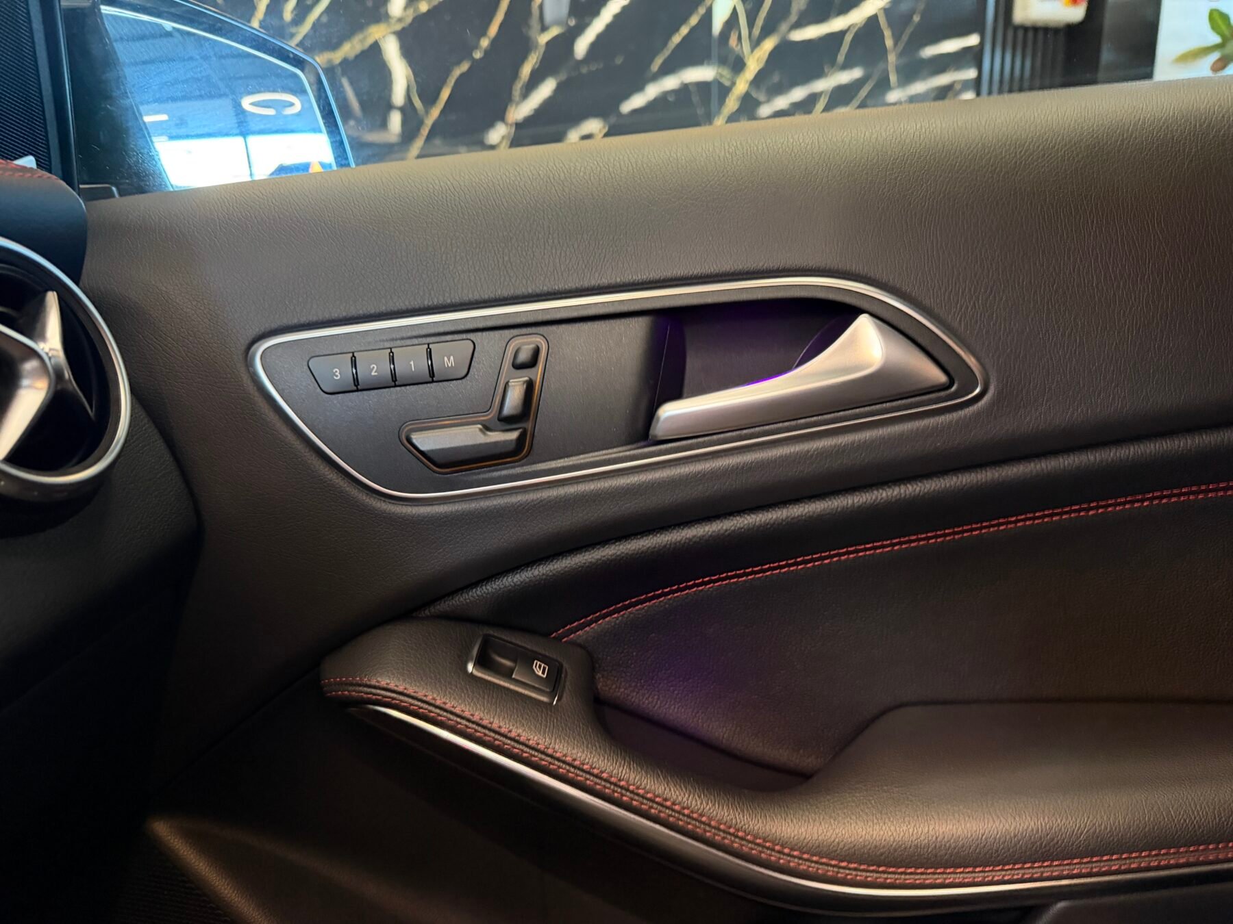 MERCEDES-BENZ GLA GLA 220 d 177CV  4MATIC AMG Line