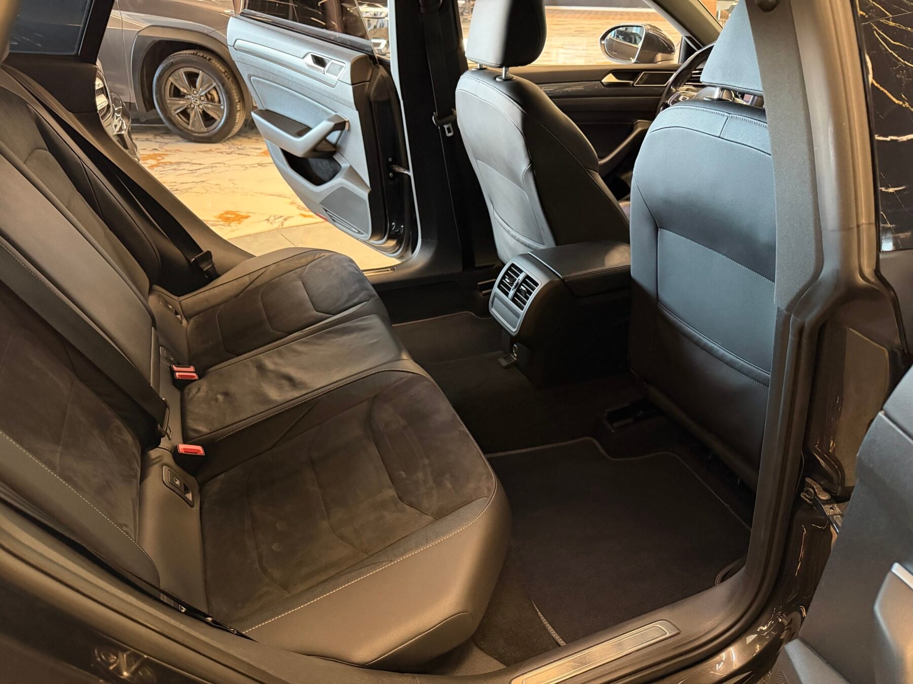 VOLKSWAGEN  Arteon RLine 2.0 TDI 110kW 150CV DSG