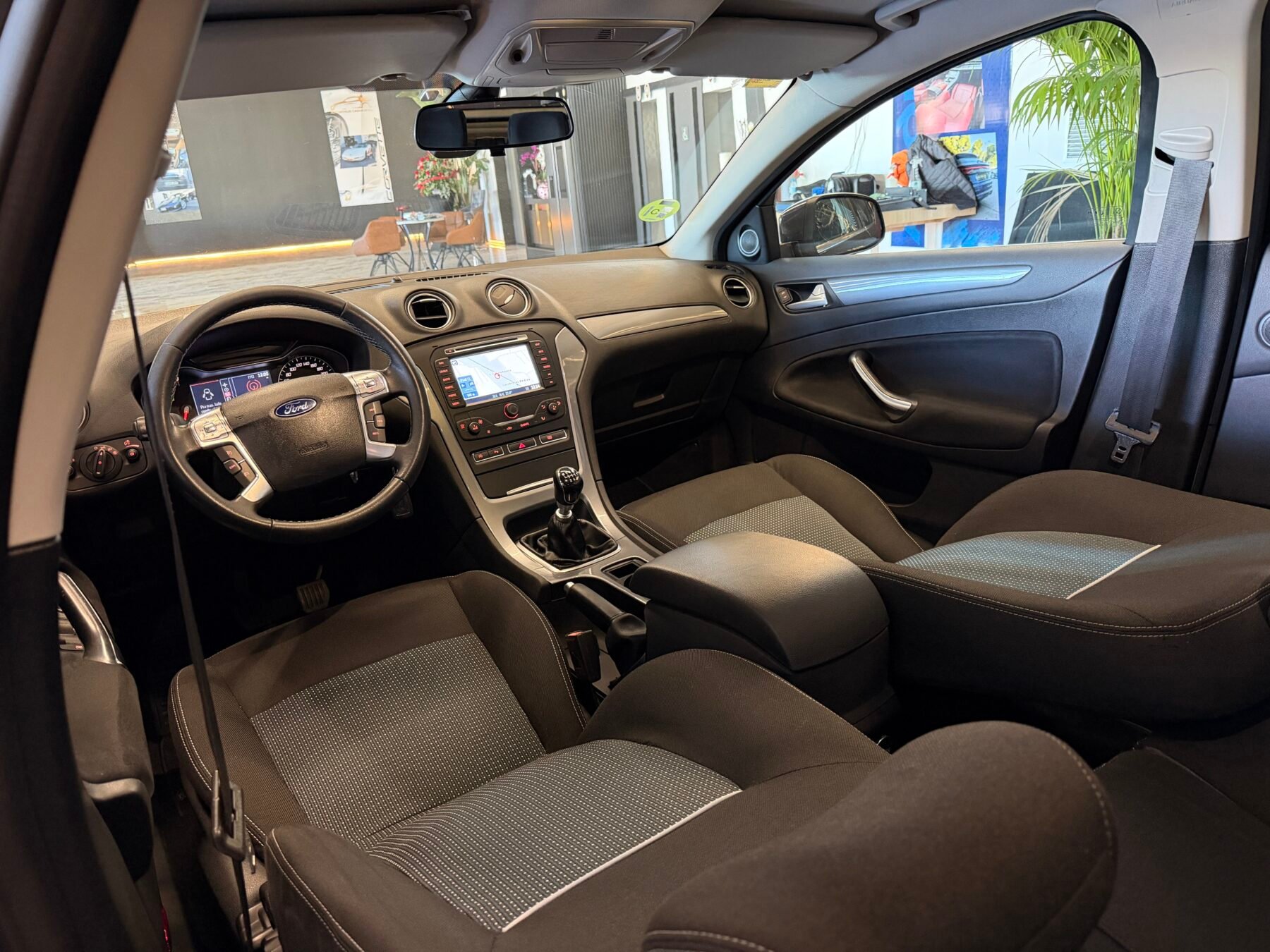 FORD FORD Mondeo 1.6 EcoBoost ASS 160cv Titaniu