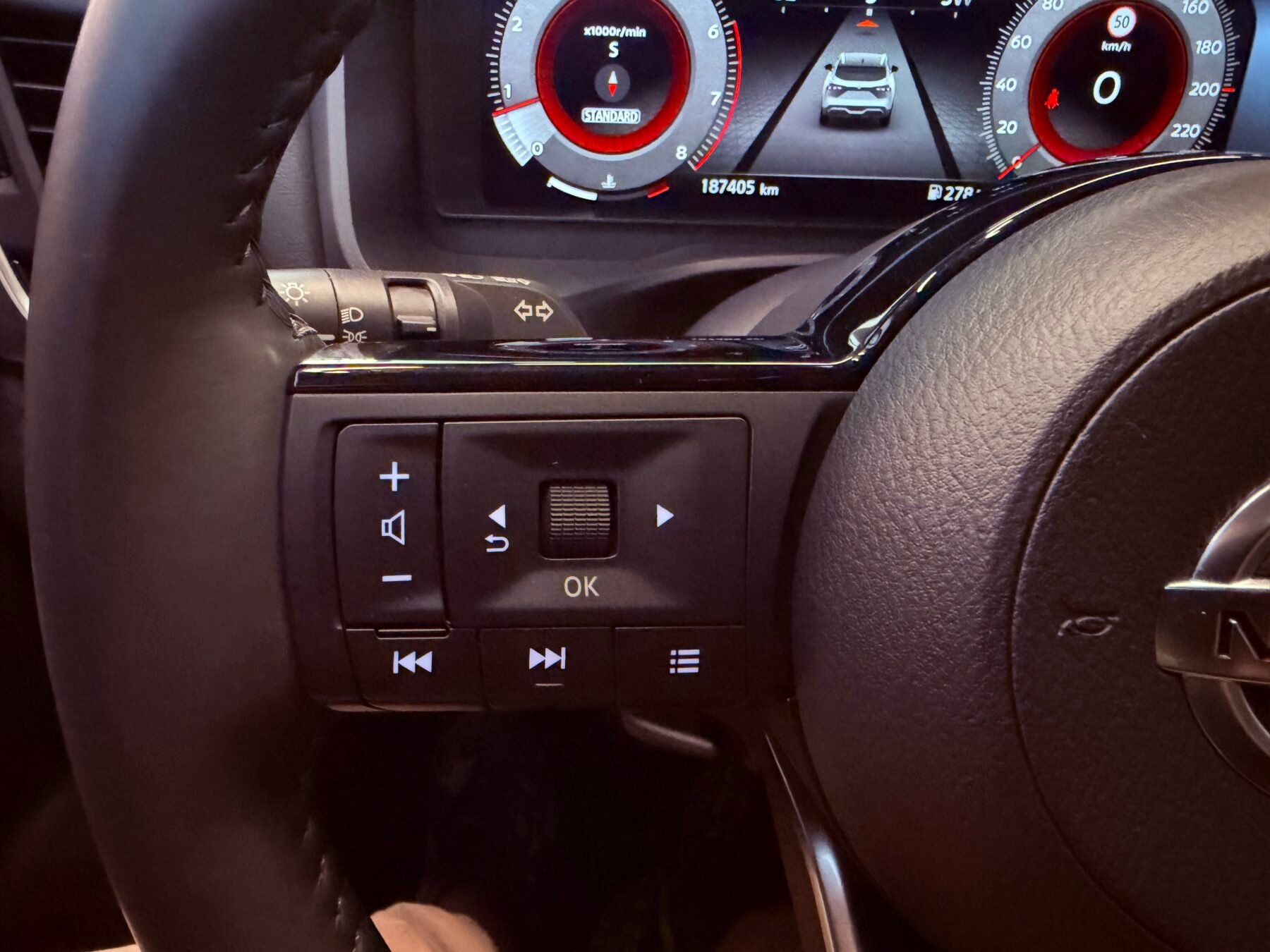 NISSAN NISSAN QASHQAI DIGT 116kW 158CV mHEV 4x2 Tekna