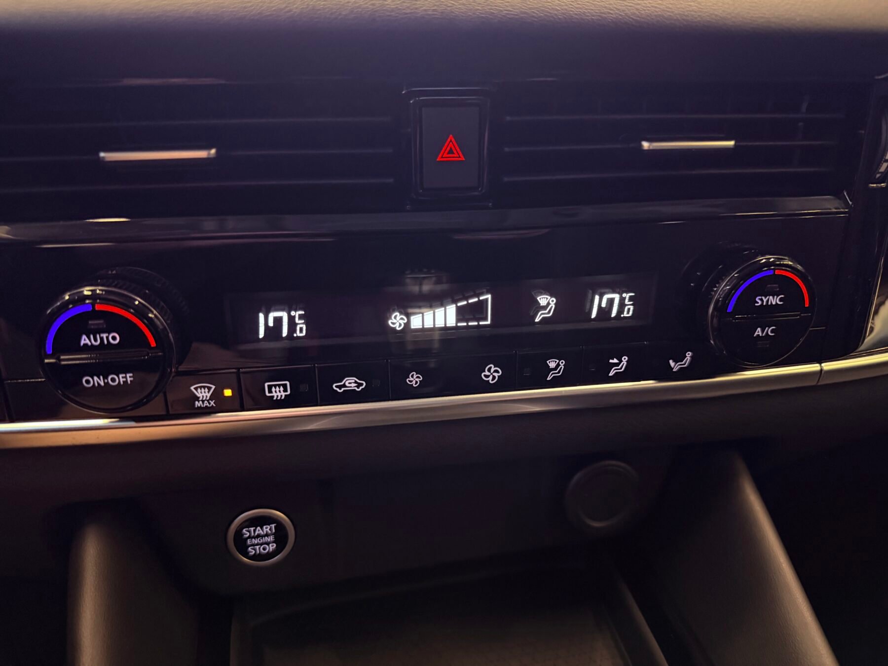 NISSAN NISSAN QASHQAI DIGT 116kW 158CV mHEV 4x2 Tekna