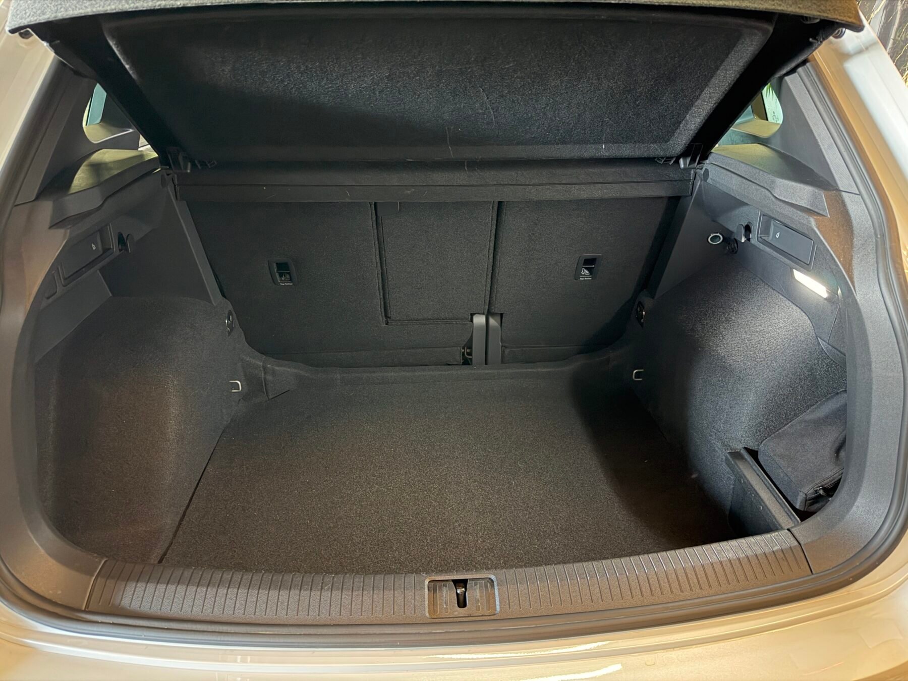 VOLKSWAGEN RLine 2.0 TDI 110kW 150CV DSG