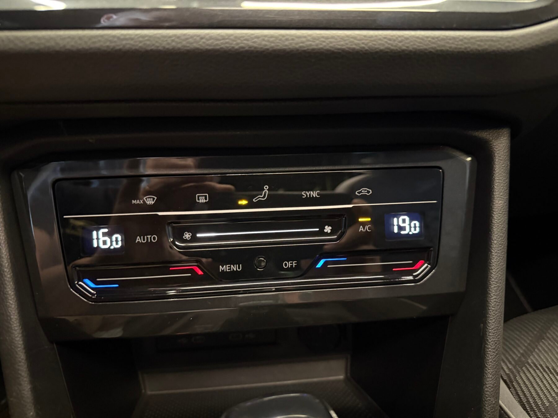 VOLKSWAGEN RLine 2.0 TDI 110kW 150CV DSG