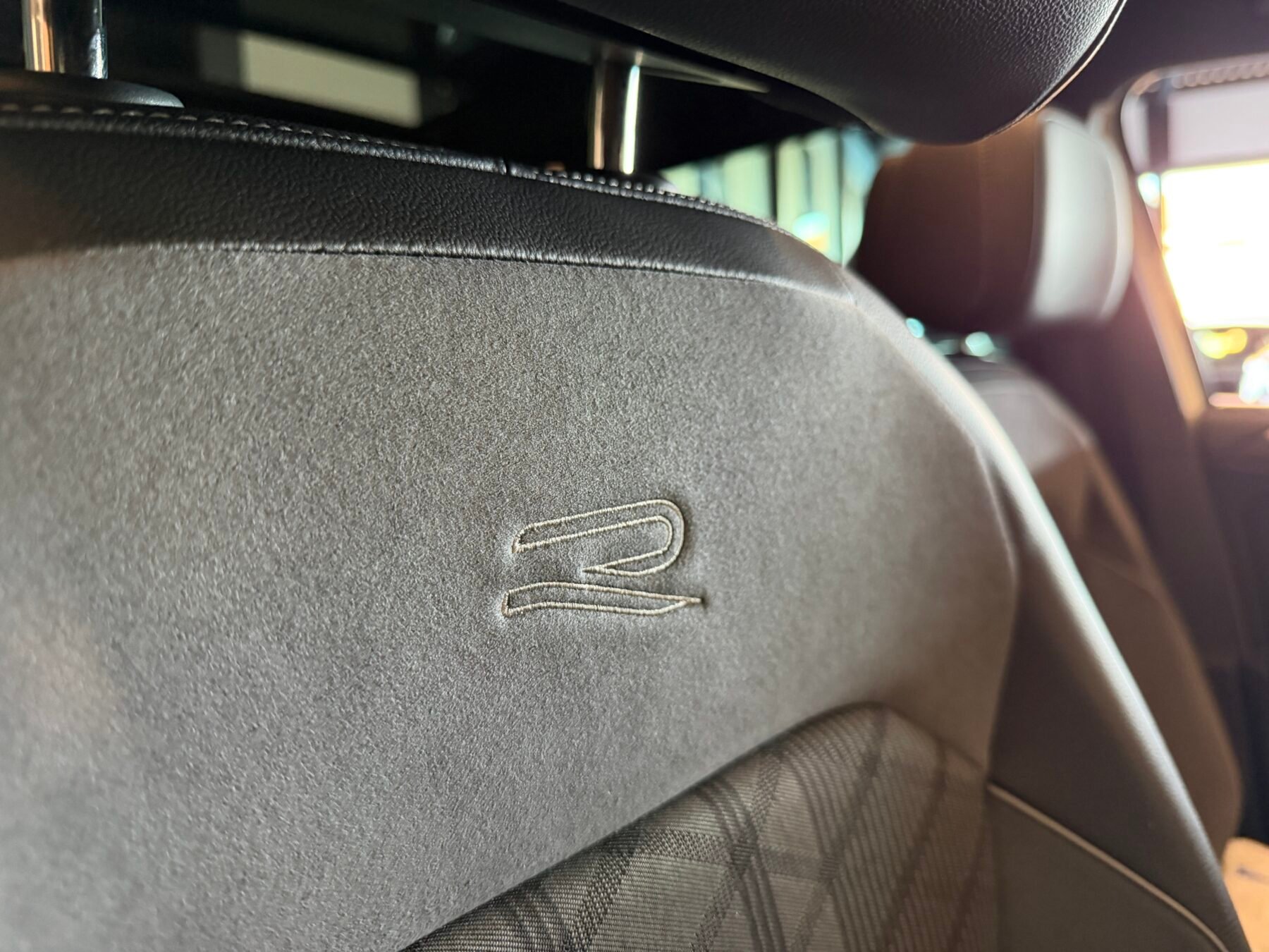 VOLKSWAGEN RLine 2.0 TDI 110kW 150CV DSG