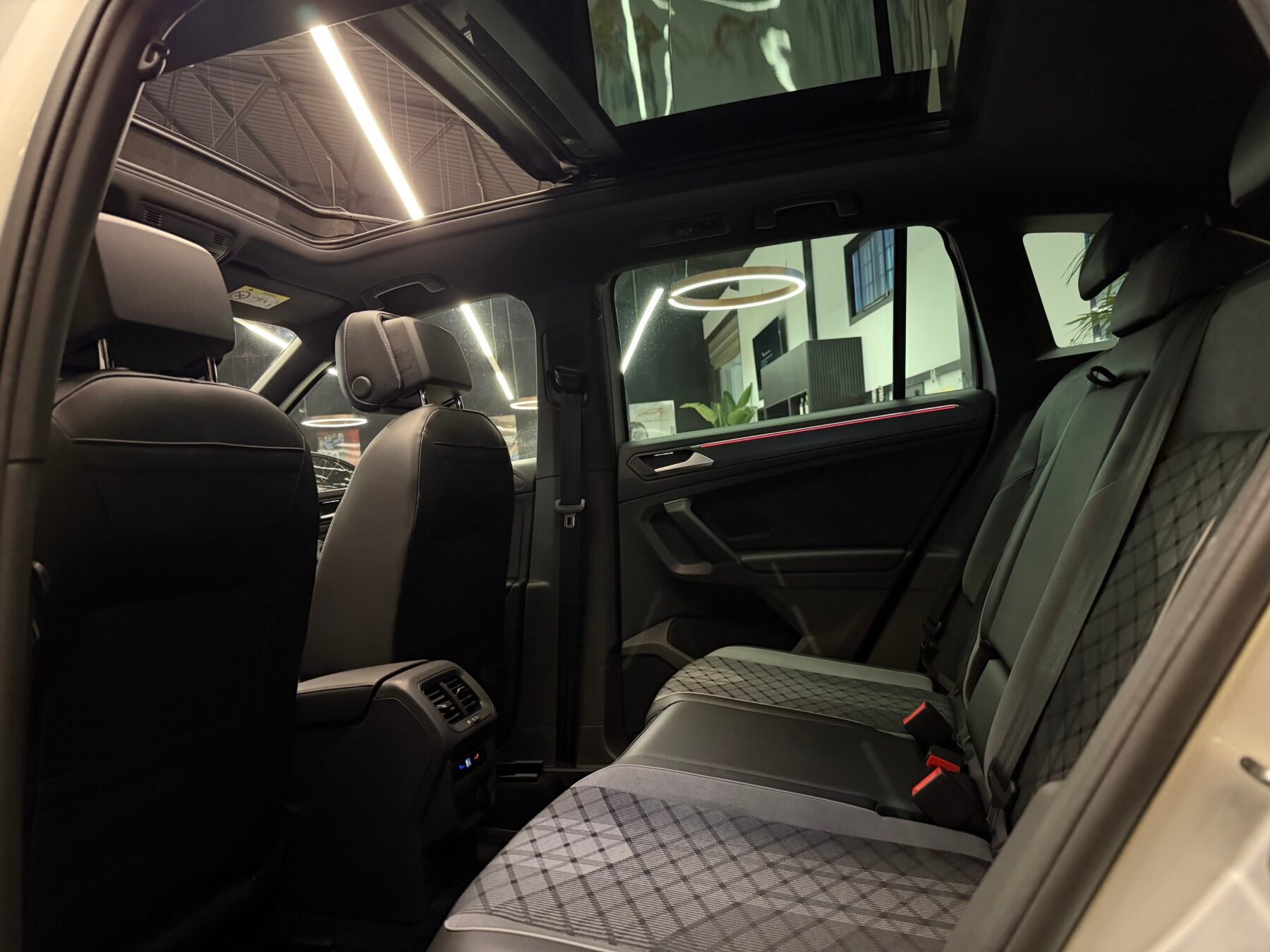 VOLKSWAGEN Tiguan RLine 2.0 TDI 110kW 150CV DSG