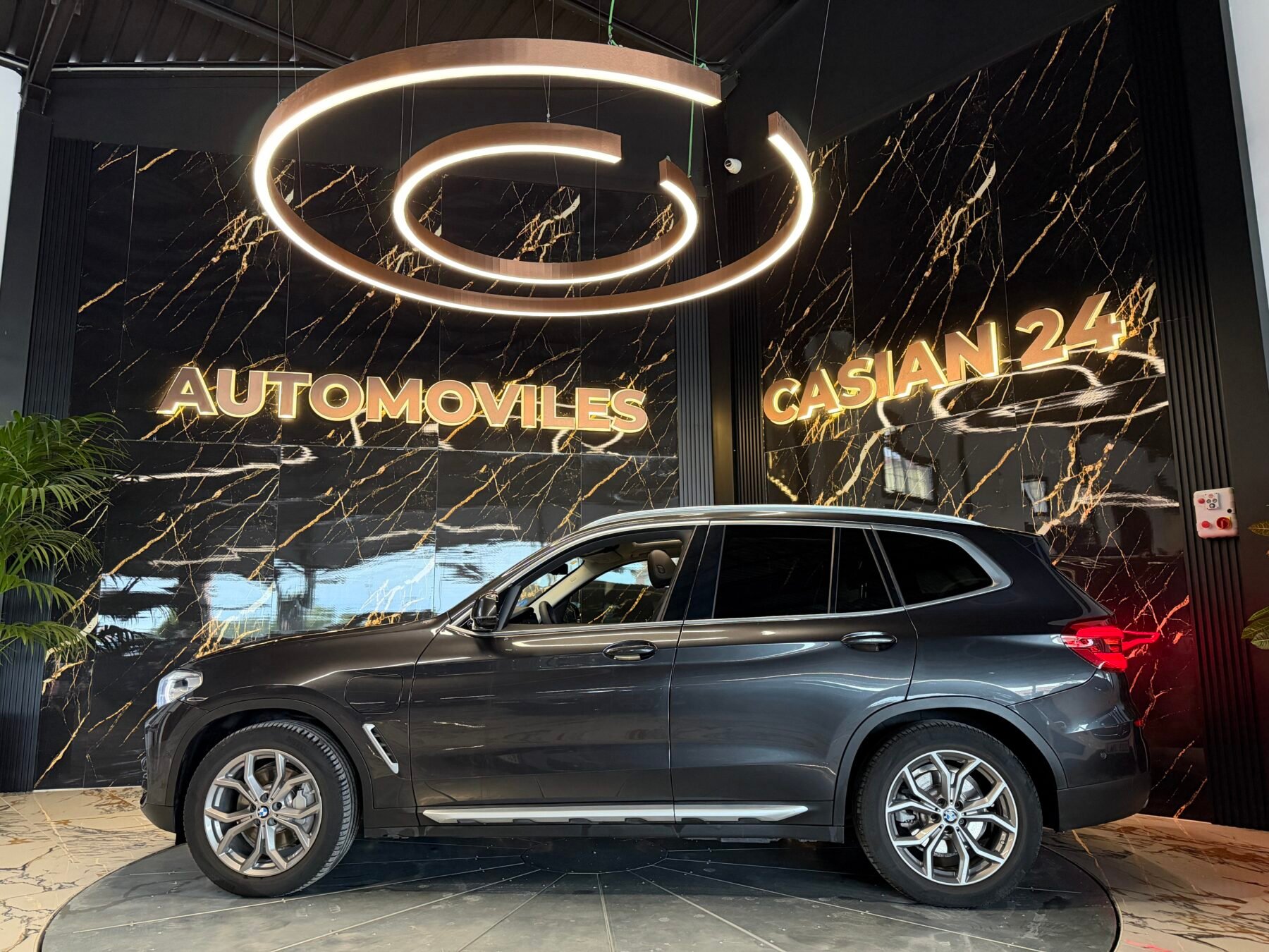 BMW X3 xDrive30e 292CV X Line+Mpaket interior