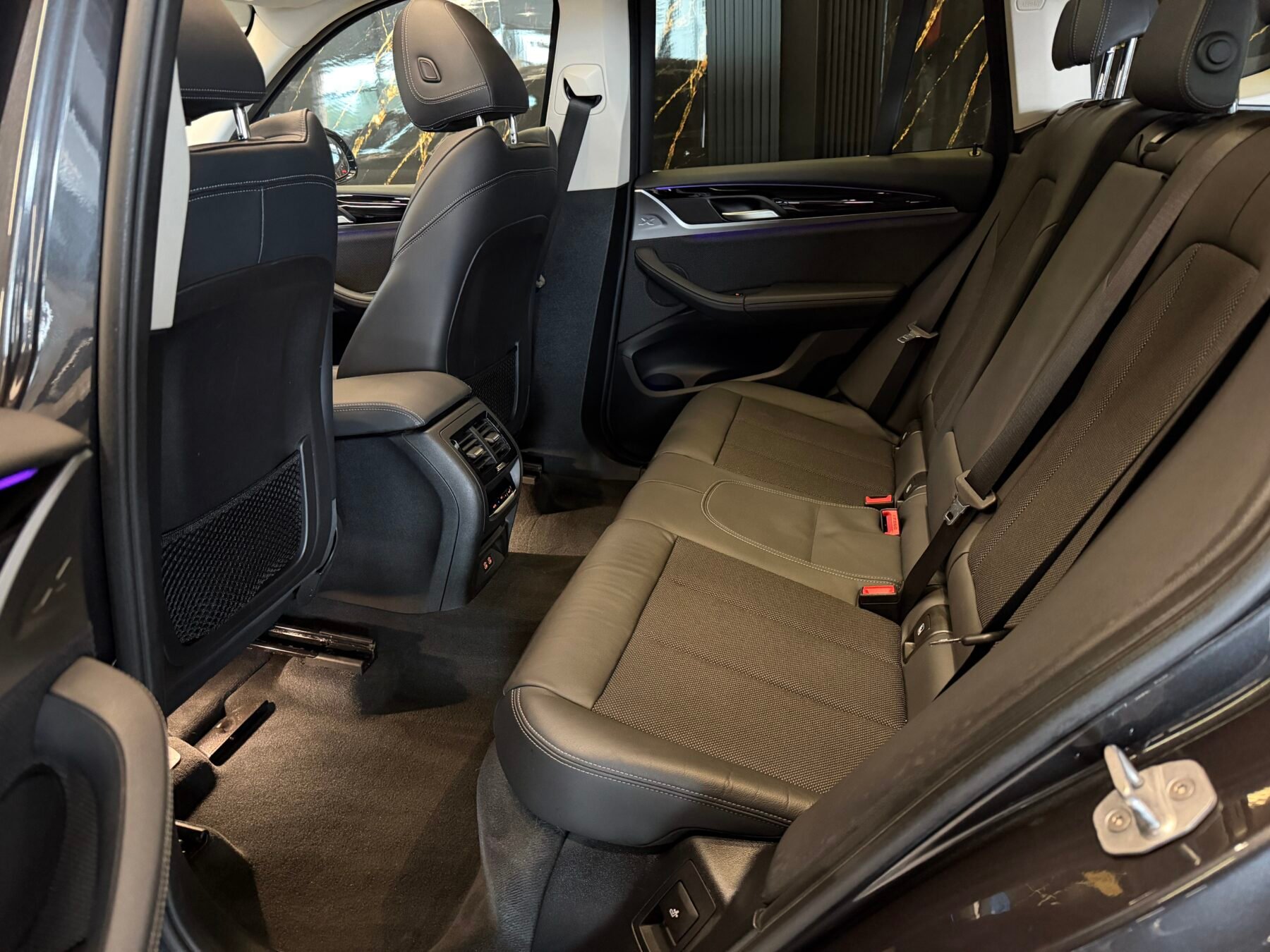 BMW X3 xDrive30e 292CV X Line+Mpaket interior