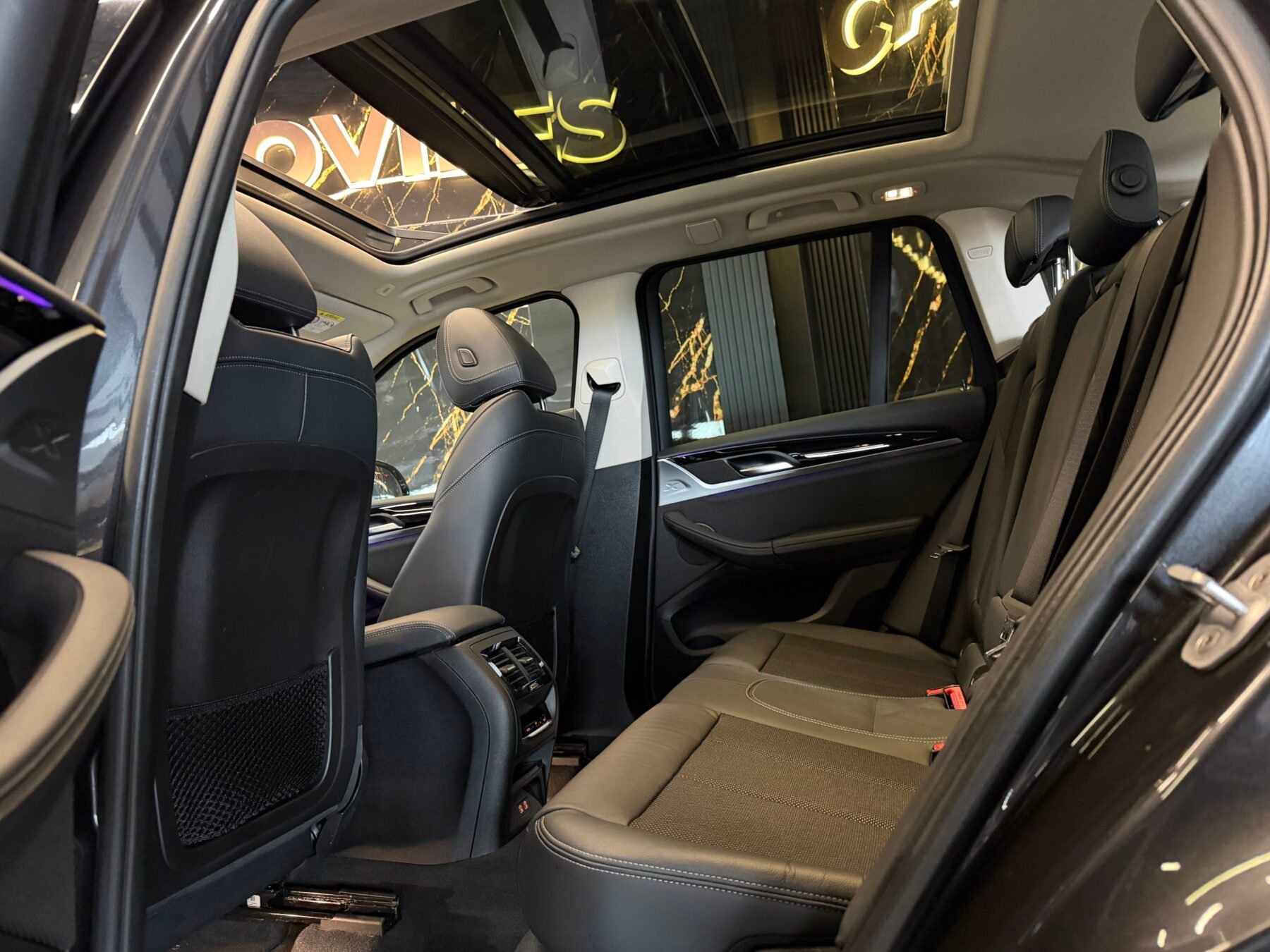 BMW X3 xDrive30e 292CV X Line+Mpaket interior