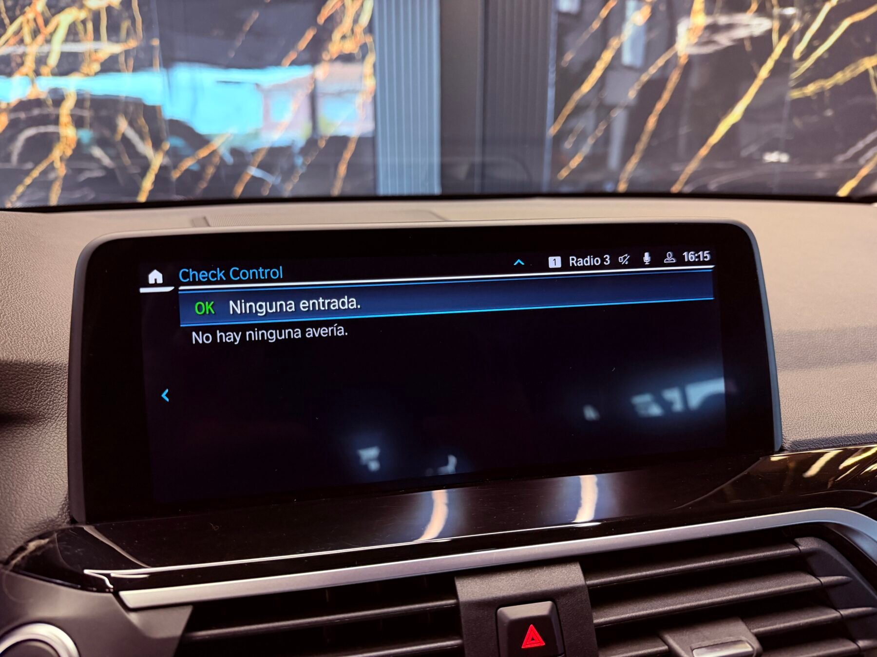 BMW X3 xDrive30e 292CV X Line+Mpaket interior