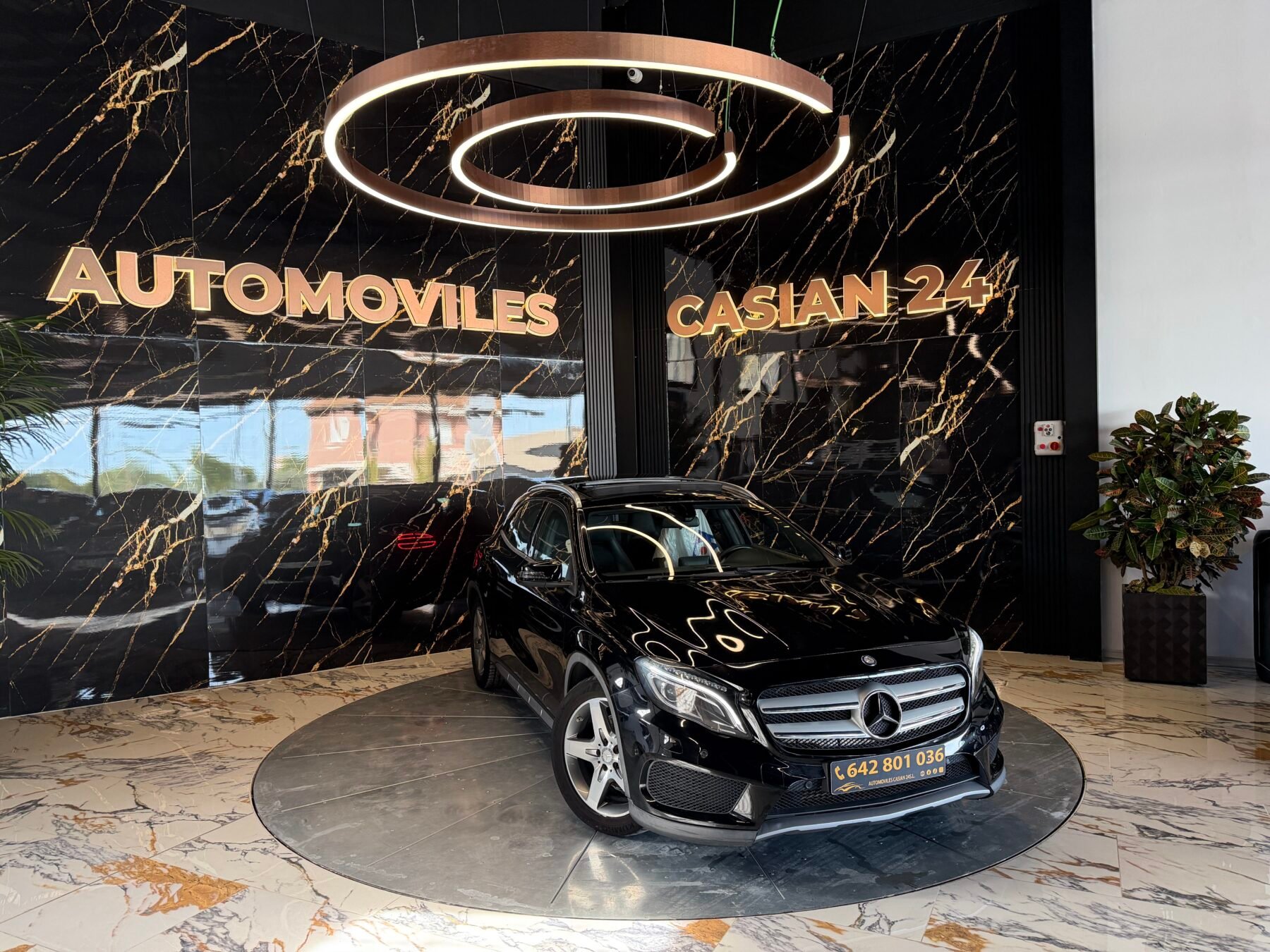 MERCEDES-BENZ GLA 200d Motor 2.2 136cv Mercedes con CADENA  4MATIC AMG Line