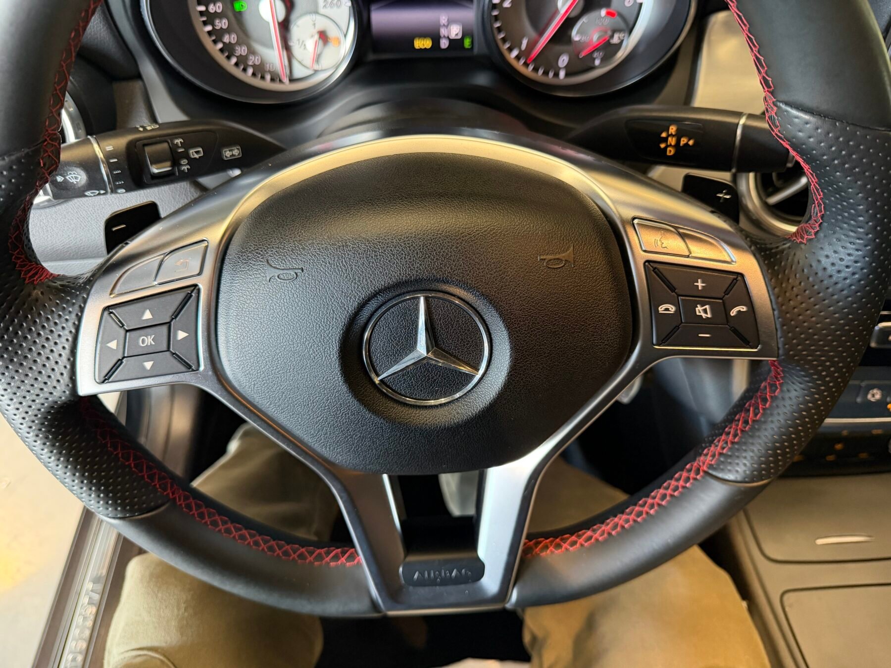 MERCEDES-BENZ GLA 200d Motor 2.2 136cv Mercedes con CADENA  4MATIC AMG Line