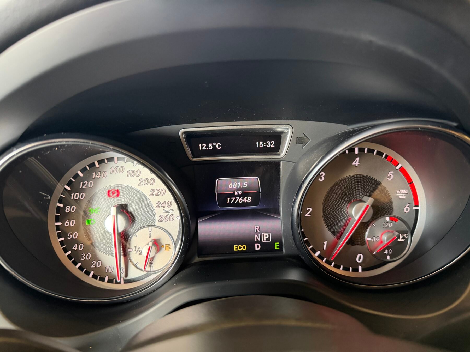 MERCEDES-BENZ GLA 200d Motor 2.2 136cv Mercedes con CADENA  4MATIC AMG Line