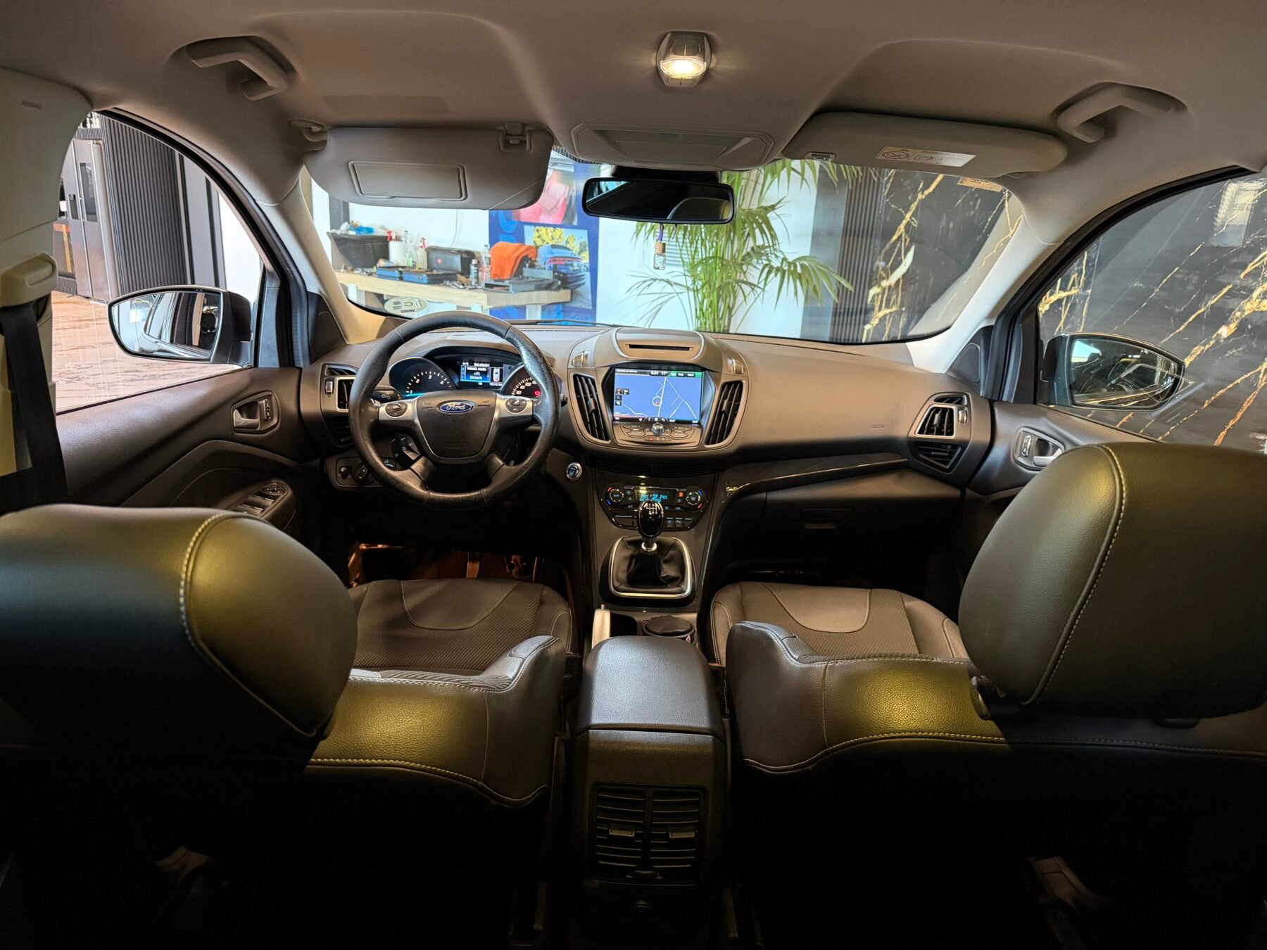 FORD Kuga 2.0 TDCi 150 4x2 ASS Titanium