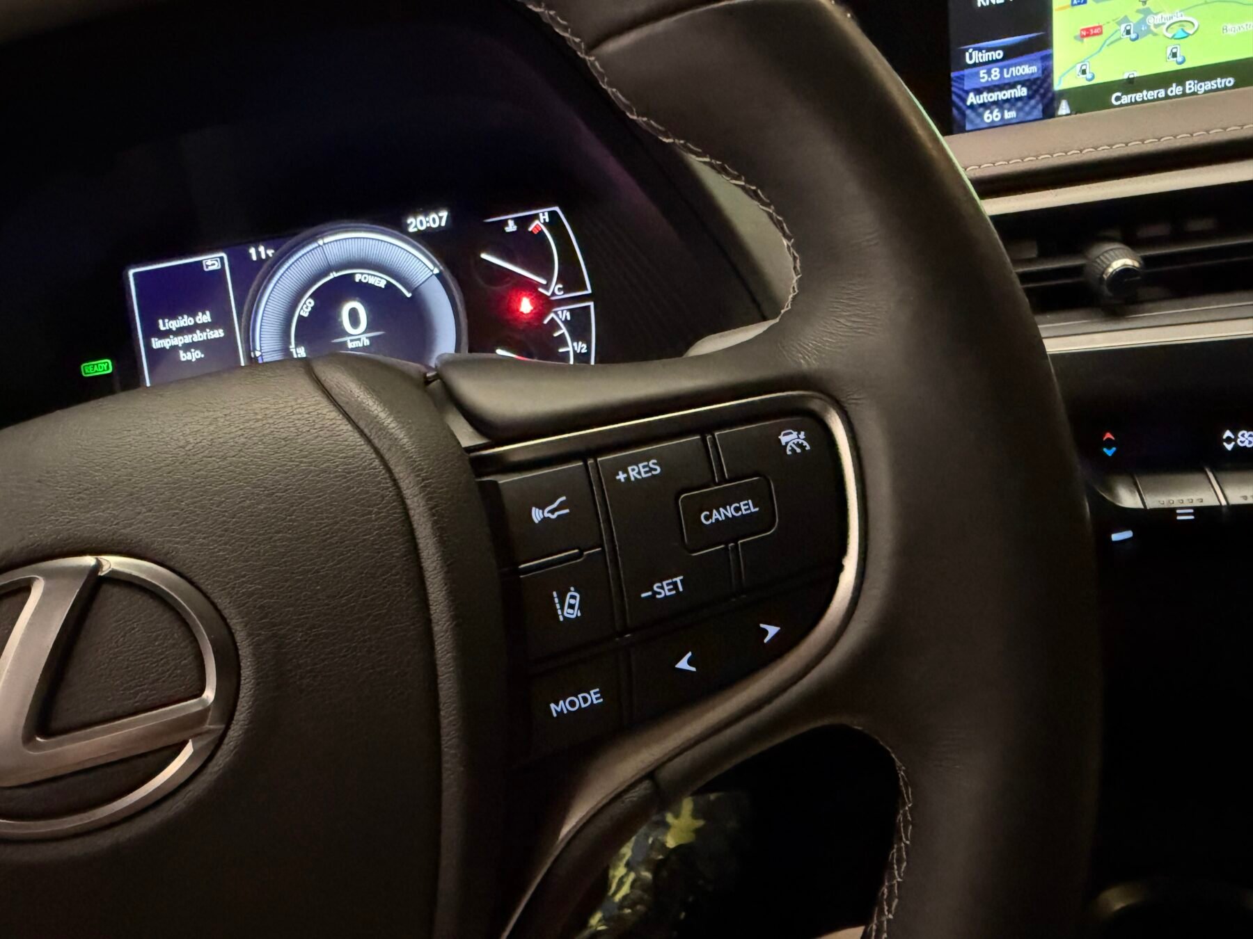 LEXUS  UX 2.0 184CV 250h Executive Sport