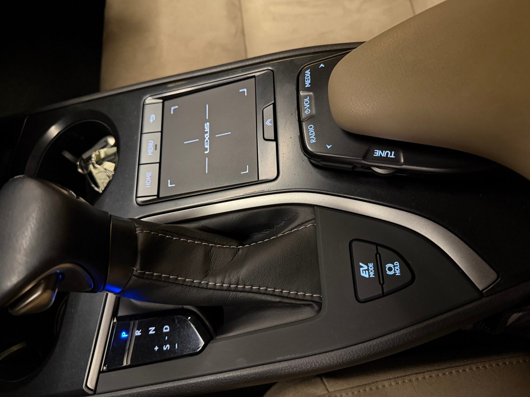 LEXUS  UX 2.0 184CV 250h Executive Sport