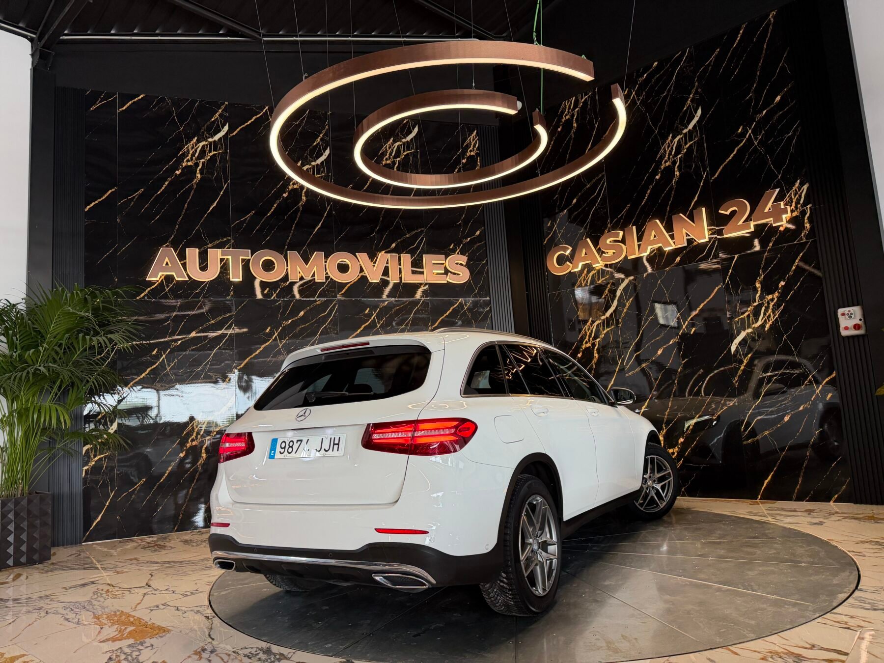 MERCEDES-BENZ  GLC 250d 4MATIC AMG Bi Turbo 205cv Motor 2.2 Mercedes con CADENA