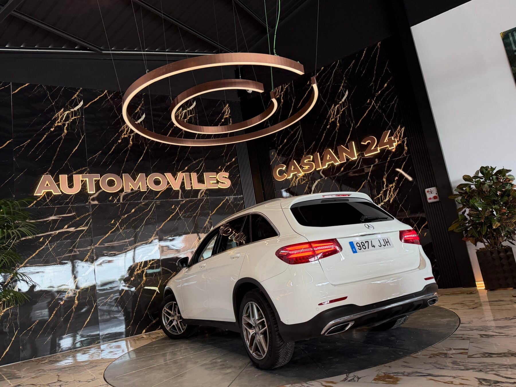 MERCEDES-BENZ  GLC 250d 4MATIC AMG Bi Turbo 205cv Motor 2.2 Mercedes con CADENA