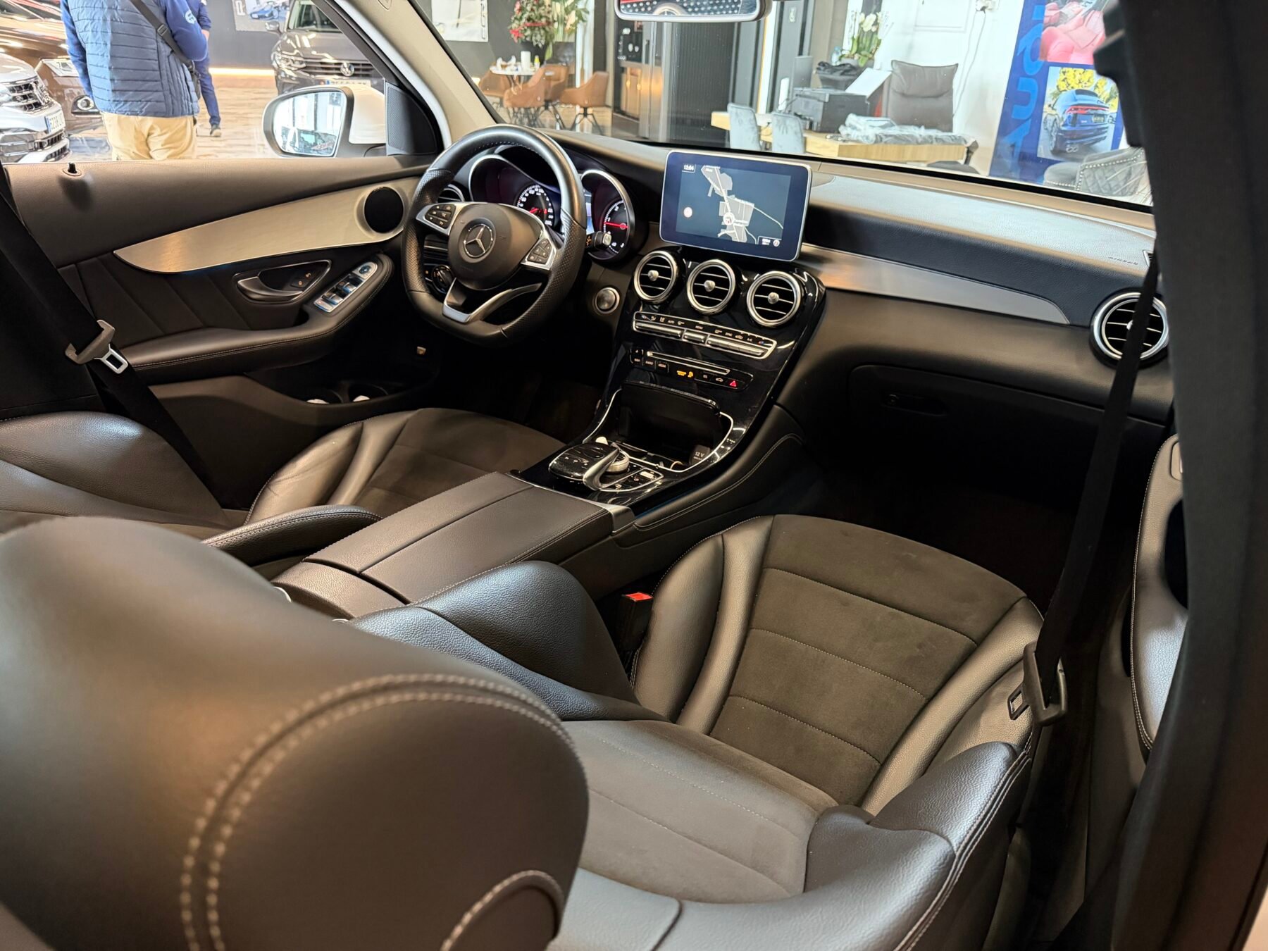 MERCEDES-BENZ  GLC 250d 4MATIC AMG Bi Turbo 205cv Motor 2.2 Mercedes con CADENA