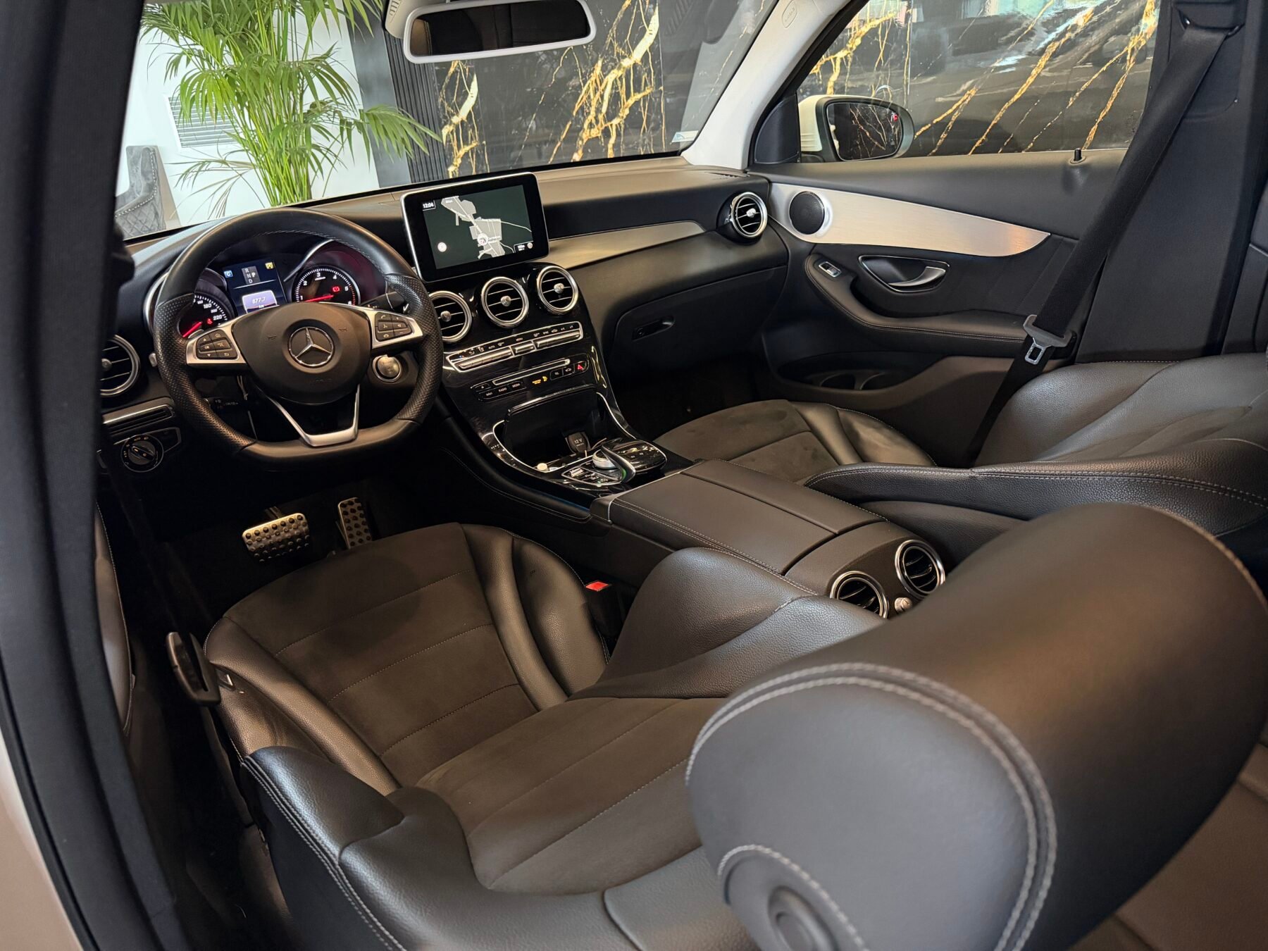 MERCEDES-BENZ  GLC 250d 4MATIC AMG Bi Turbo 205cv Motor 2.2 Mercedes con CADENA