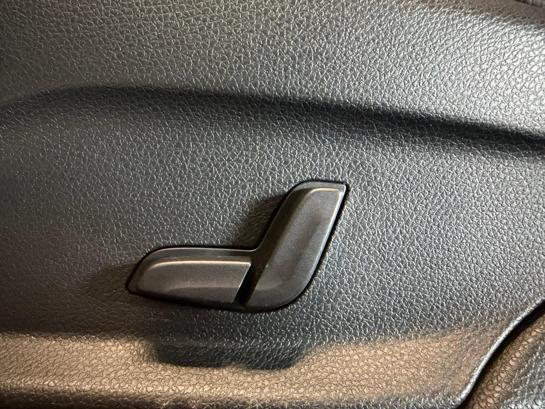 MERCEDES-BENZ  GLC 250d 4MATIC AMG Bi Turbo 205cv Motor 2.2 Mercedes con CADENA