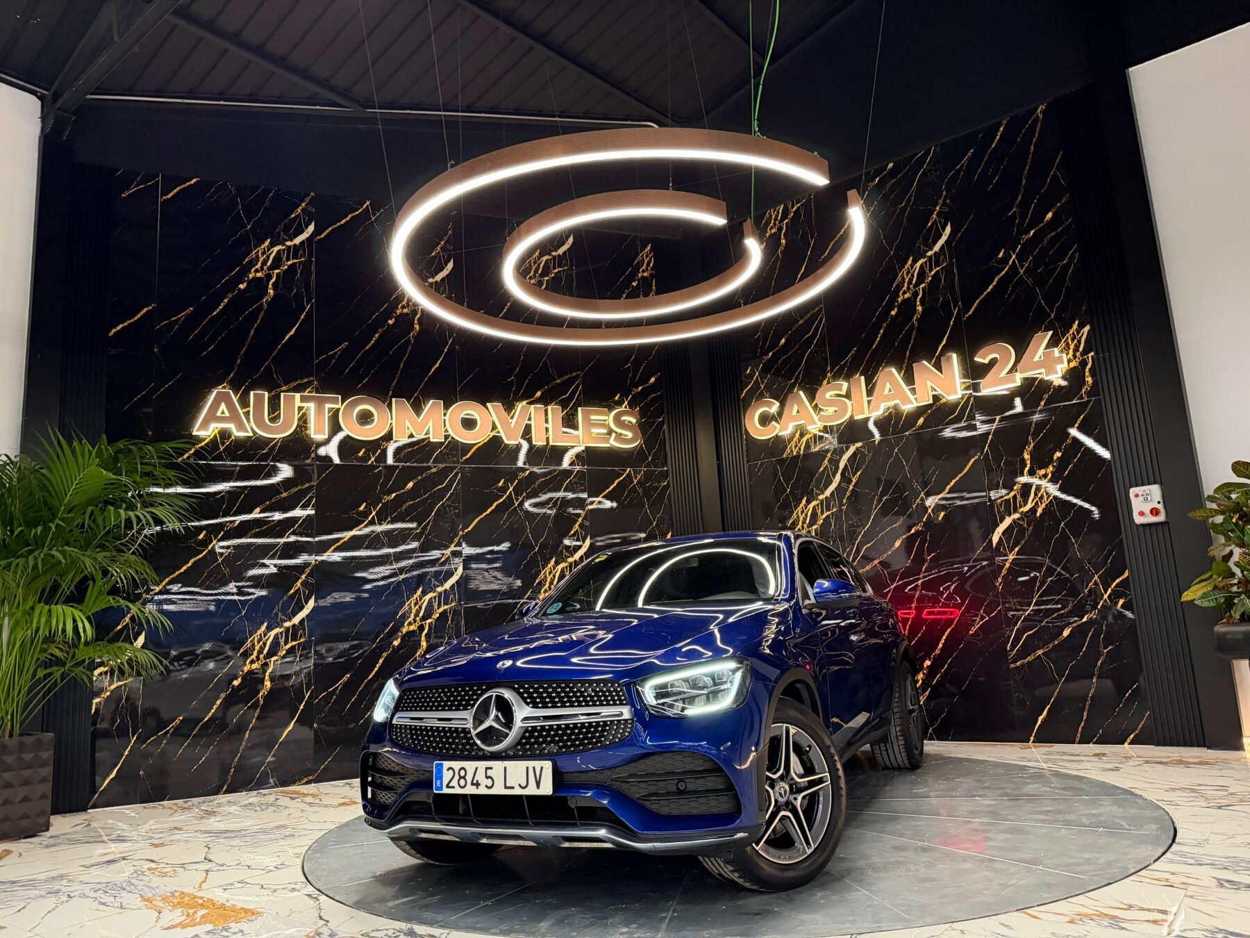 MERCEDES-BENZ GLC 200d 4MATIC AMG Motor MERCEDES CON CADENA