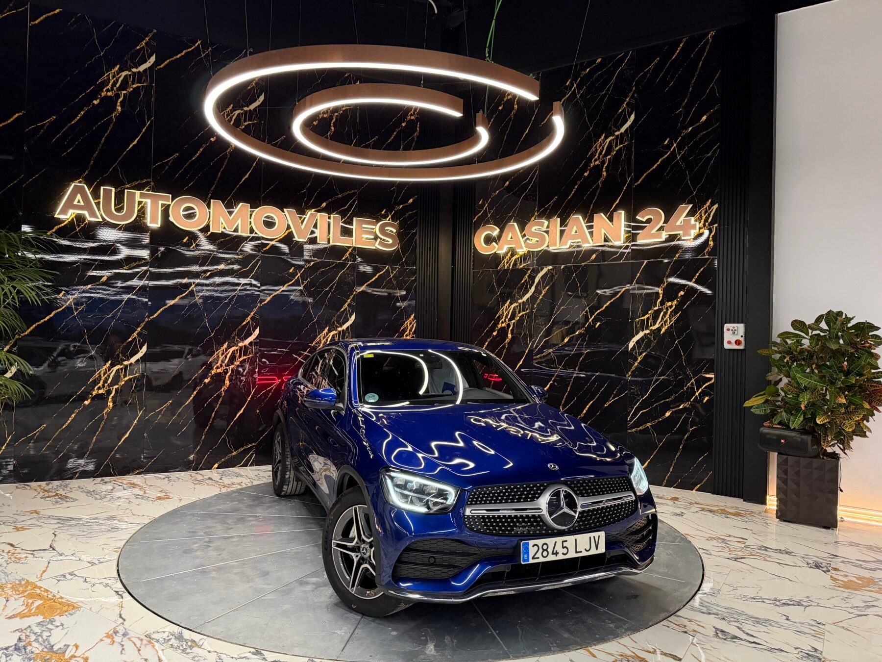 MERCEDES-BENZ GLC 200d 4MATIC AMG Motor MERCEDES CON CADENA