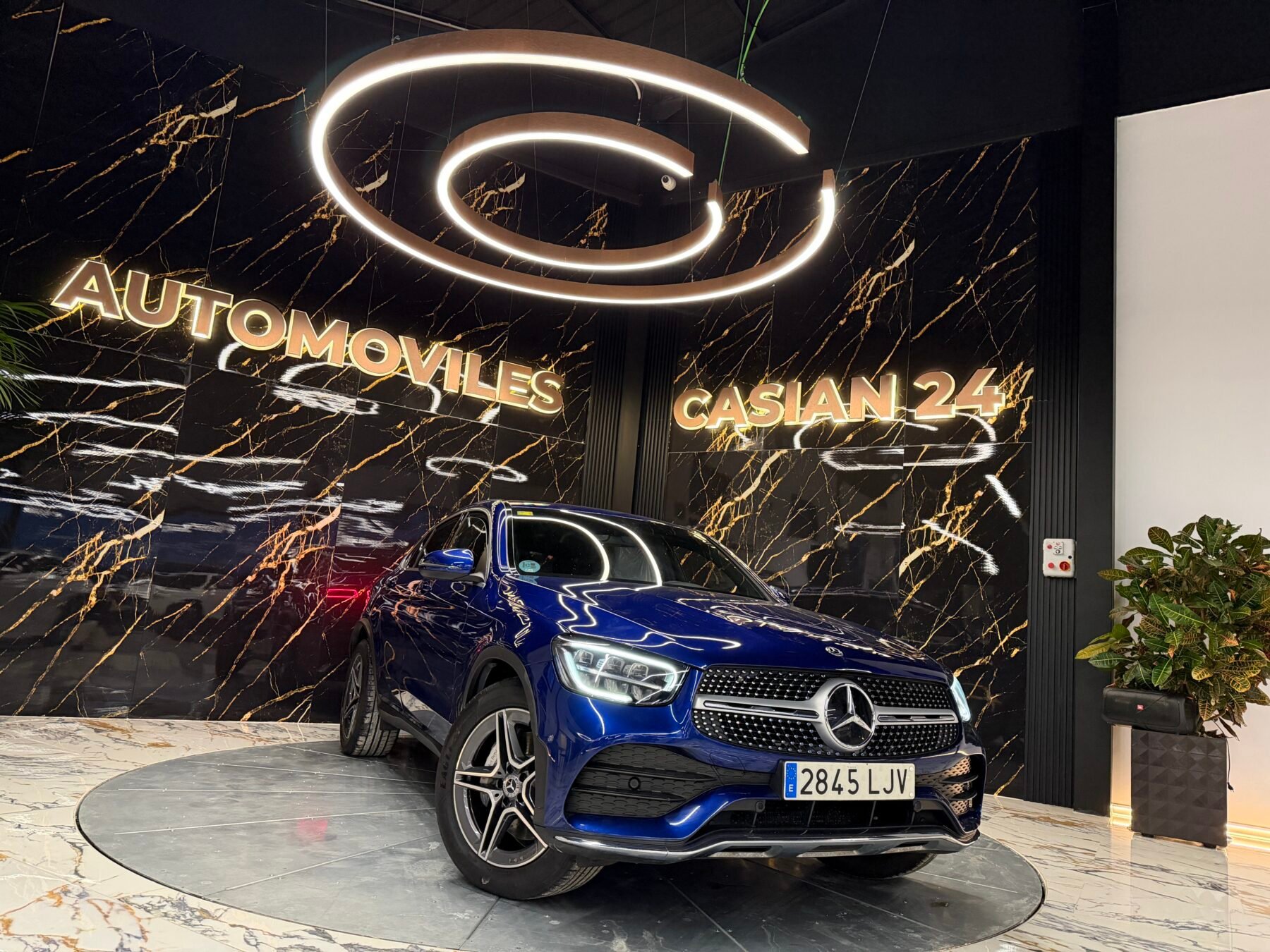 MERCEDES-BENZ GLC 200d 4MATIC AMG Motor MERCEDES CON CADENA