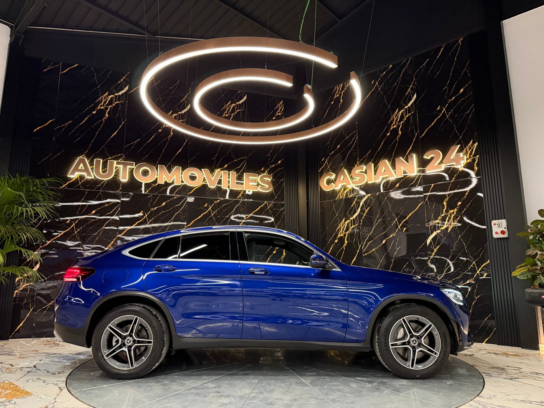 MERCEDES-BENZ GLC 200d 4MATIC AMG Motor MERCEDES CON CADENA