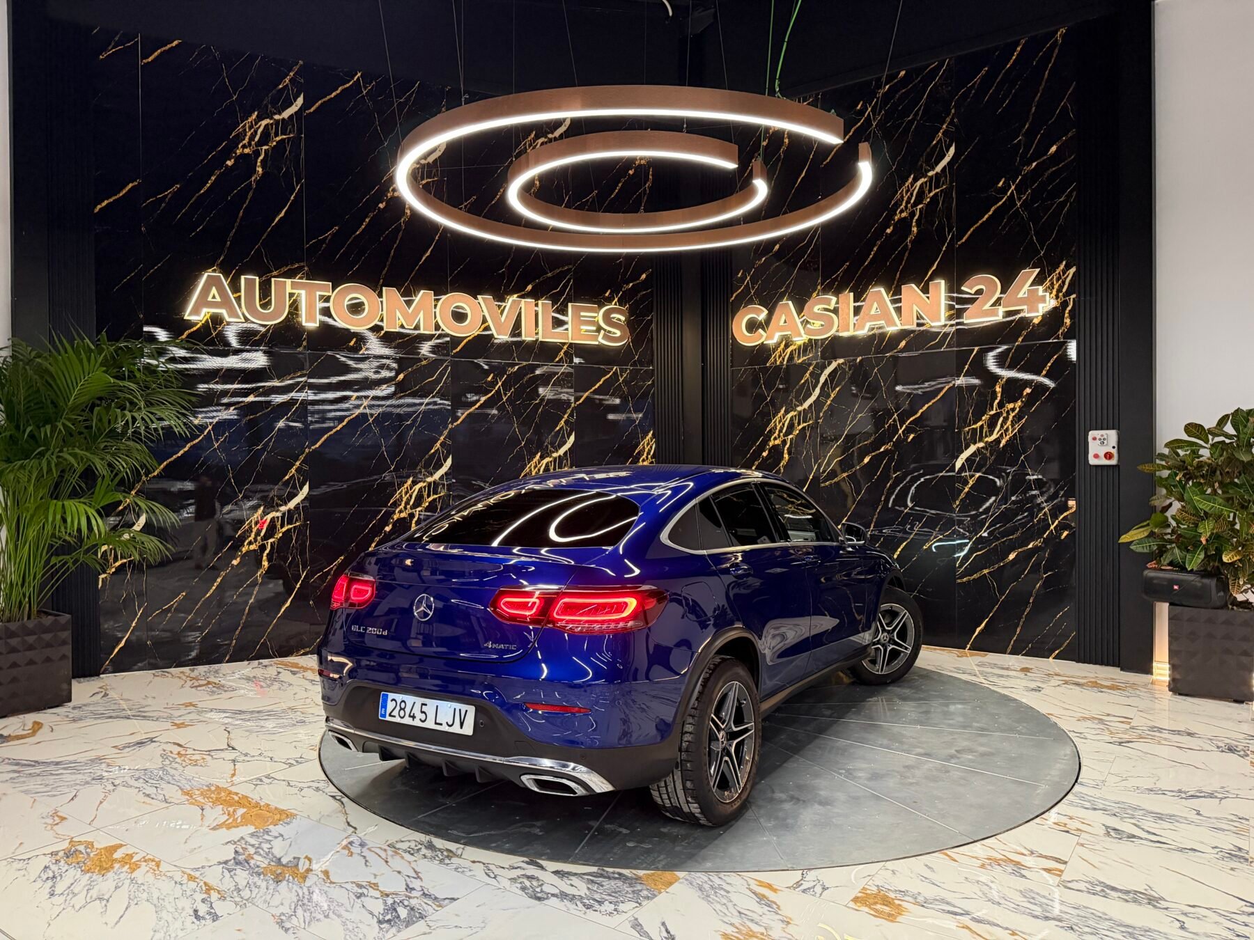 MERCEDES-BENZ GLC 200d 4MATIC AMG Motor MERCEDES CON CADENA